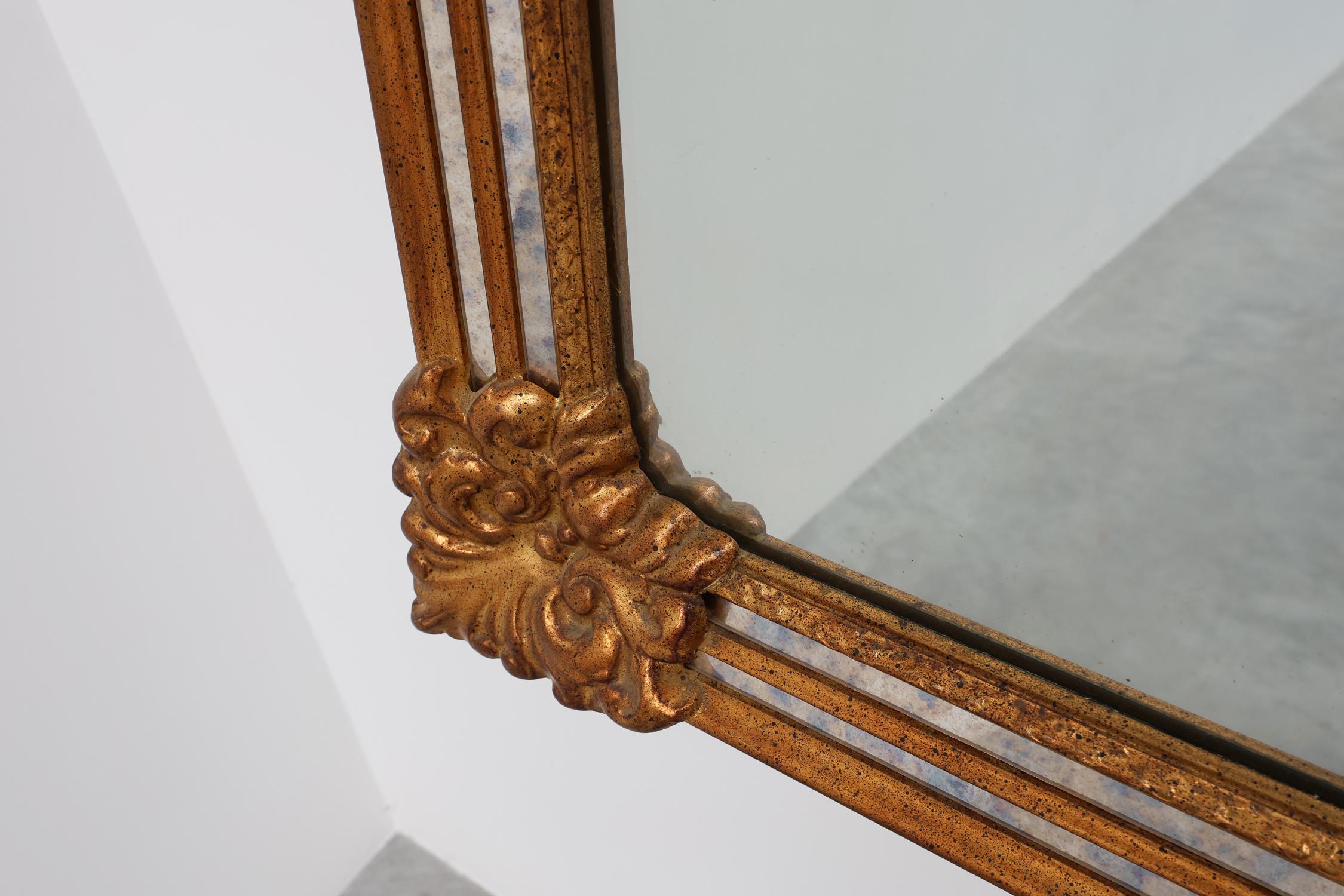 Fin du 20e siècle Grand miroir rectangulaire doré de style baroque, Belgique, 20e siècle en vente