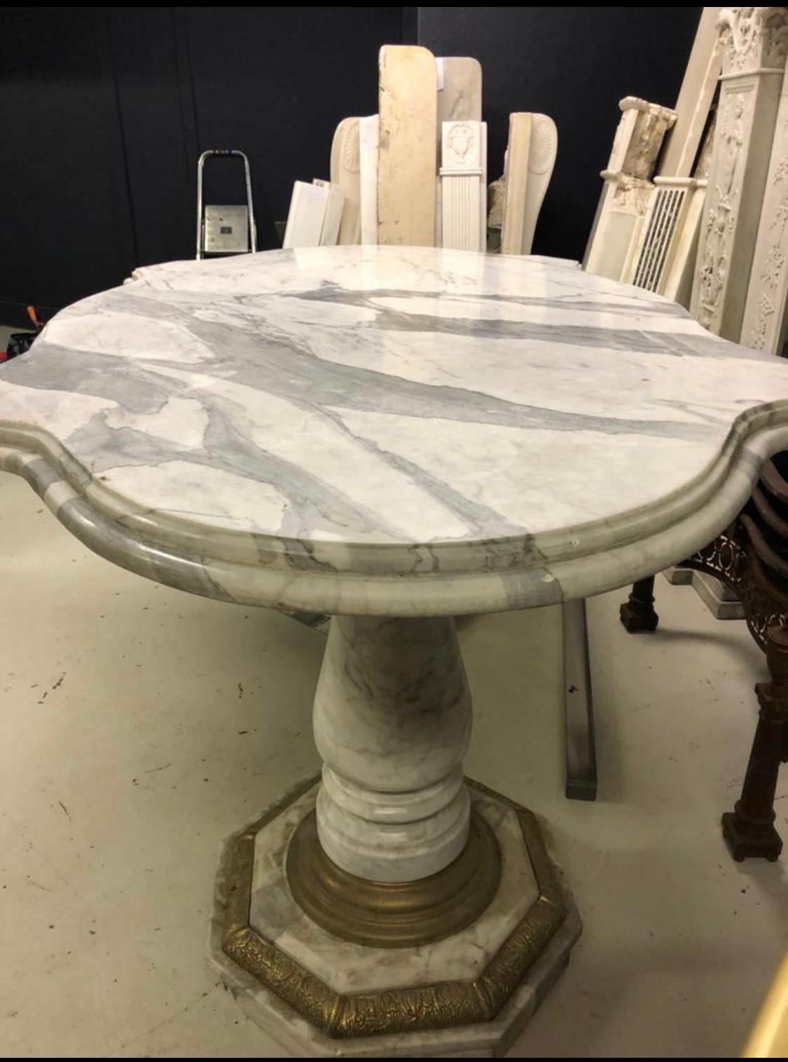 Brass Large 20th Century Twin Pedestal Carrara Marble Center Table For Sale