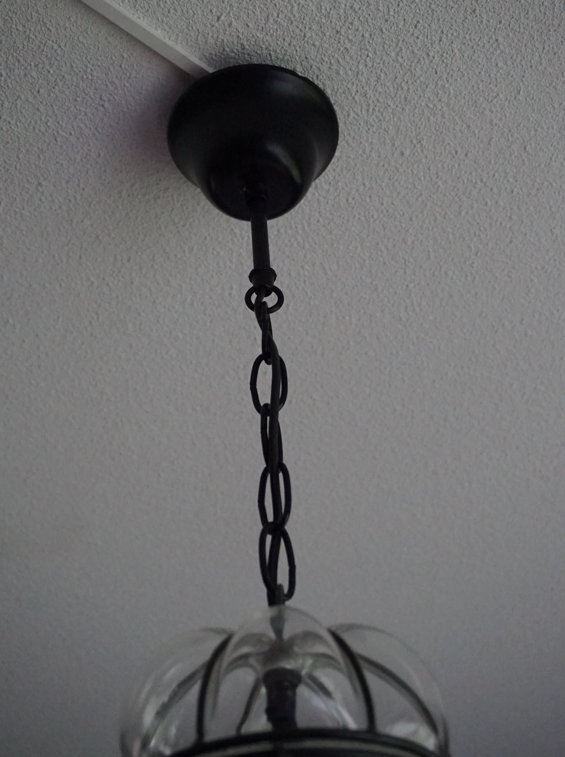Large 20th Century Venetian Mouth Blown Glass in Metal Frame Pendant Light In Good Condition For Sale In Lisse, NL