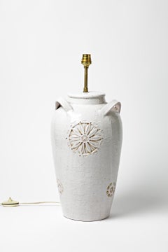 Grande lampada da tavolo in ceramica bianca del XX secolo, circa 1970, pezzo unico francese