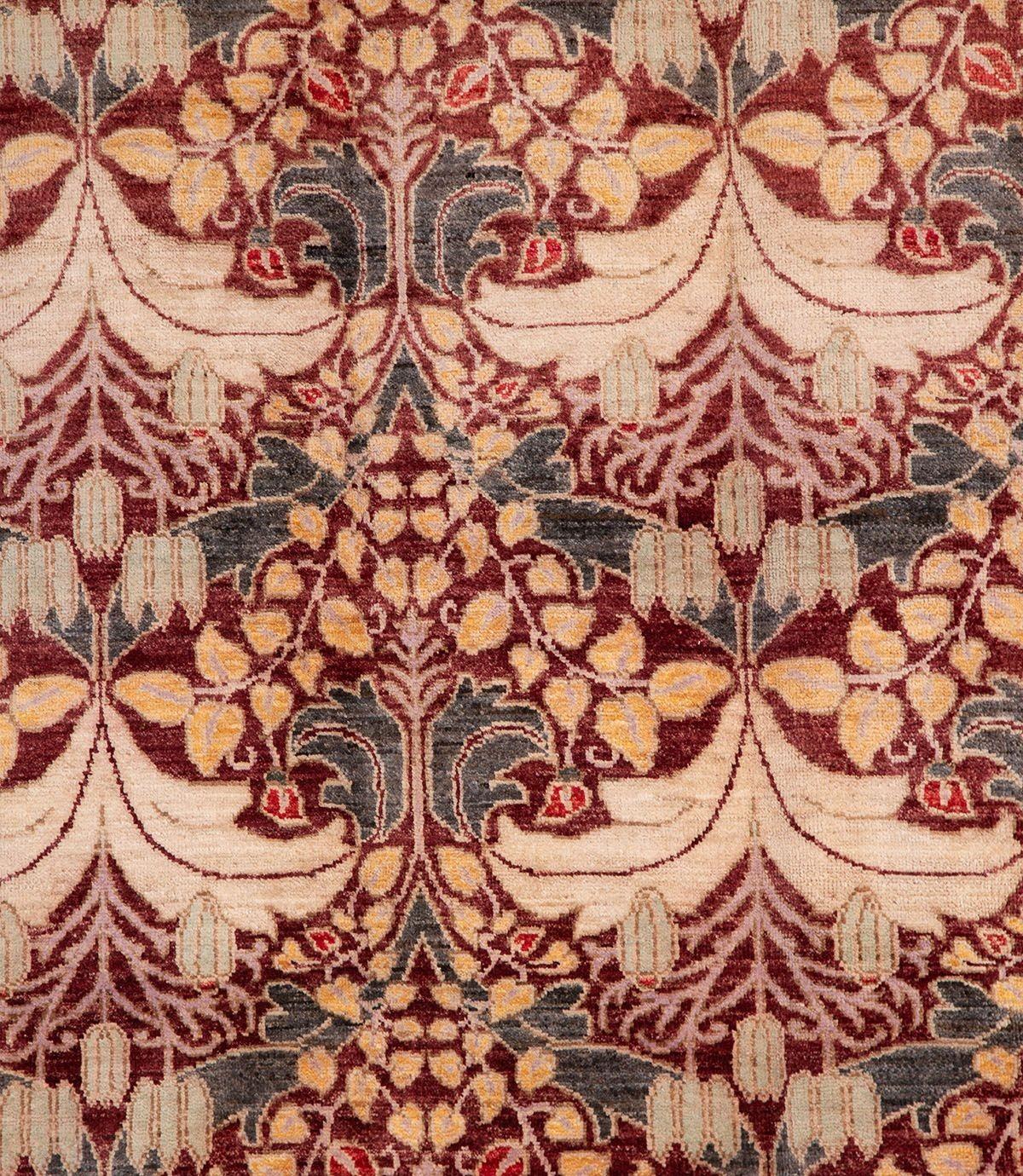 Inglese Contemporary Arts and Crafts Design Carpet in vendita