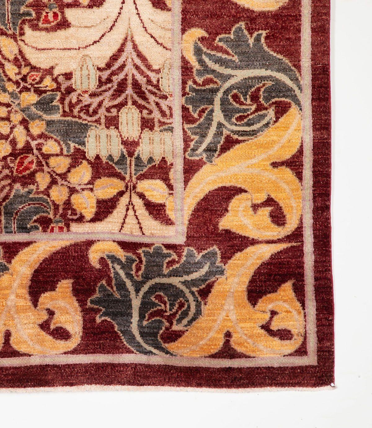 Contemporary Arts and Crafts Design Carpet In condizioni buone in vendita a Gloucestershire, GB