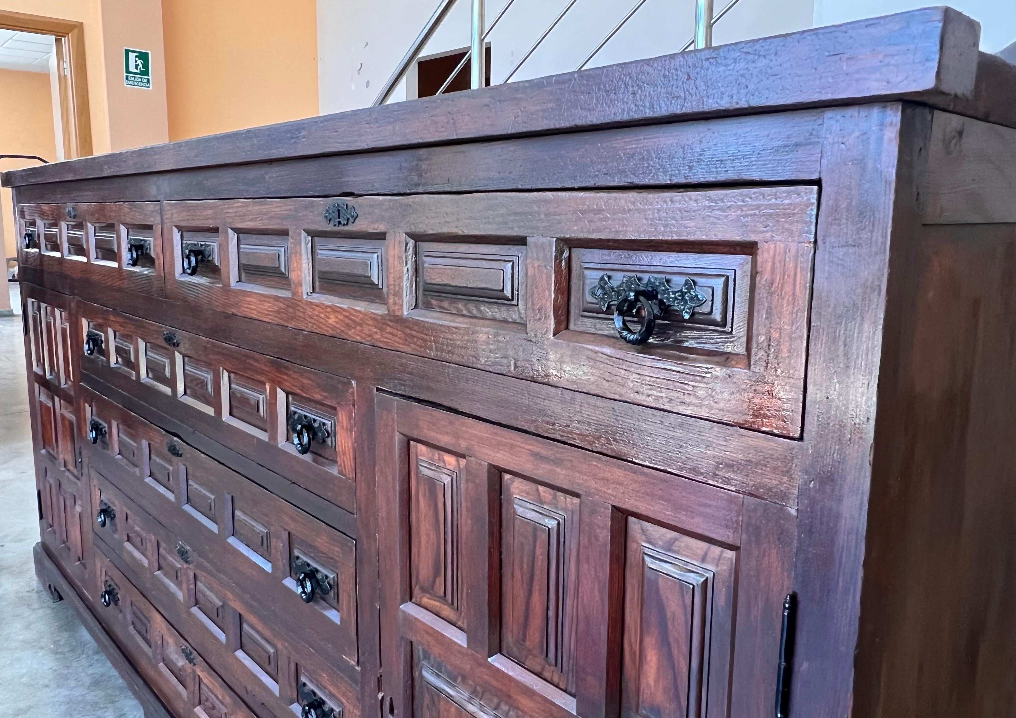 Large 20th Church Spanish Baroque Carved Walnut Tuscan Credenza or Buffet For Sale 1