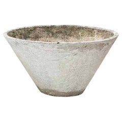 Jardinera grande de hormigón de 21,65" de diámetro y 11,6" de altura. Guhl Jardinera Eternit A+ Pátina