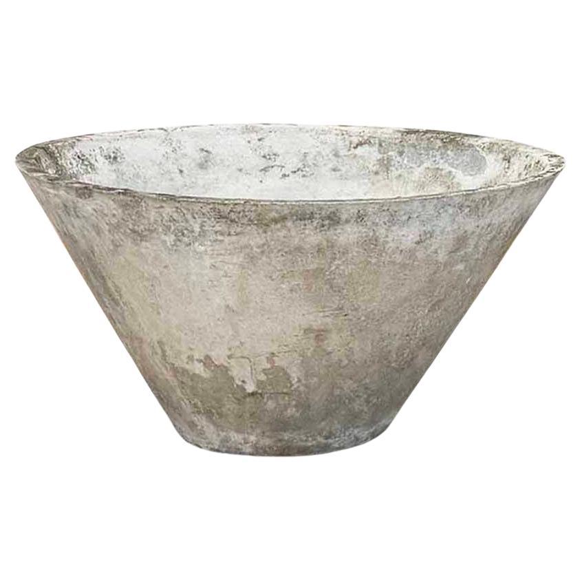 Jardinera grande de hormigón de 22" de diámetro y 11,6" de altura. Guhl Eternit Jardinera A+ Pátina