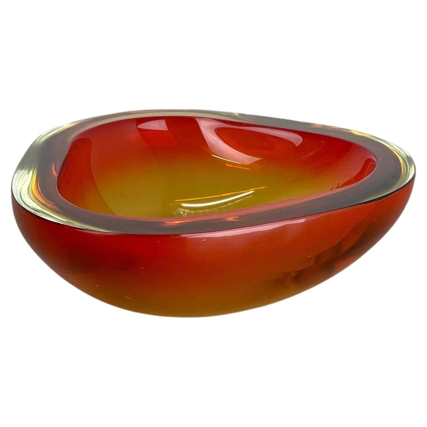 Large 2, 2 Kg Murano Glass "ORANGE" shell Bowl Element Vase Murano, Italy, 1970s