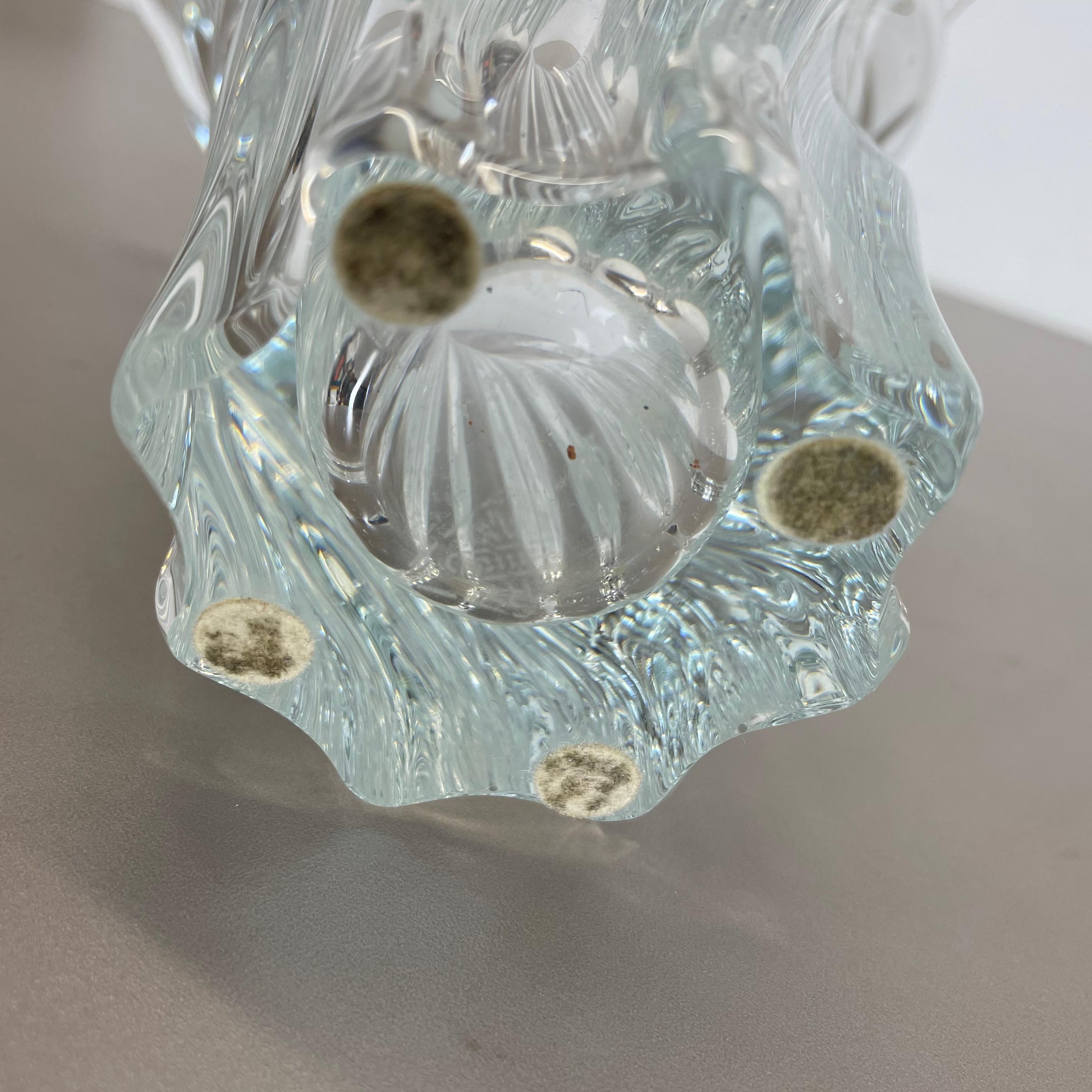 Grande coupe vase en cristal floral par Art Vannes:: France:: 1970 8