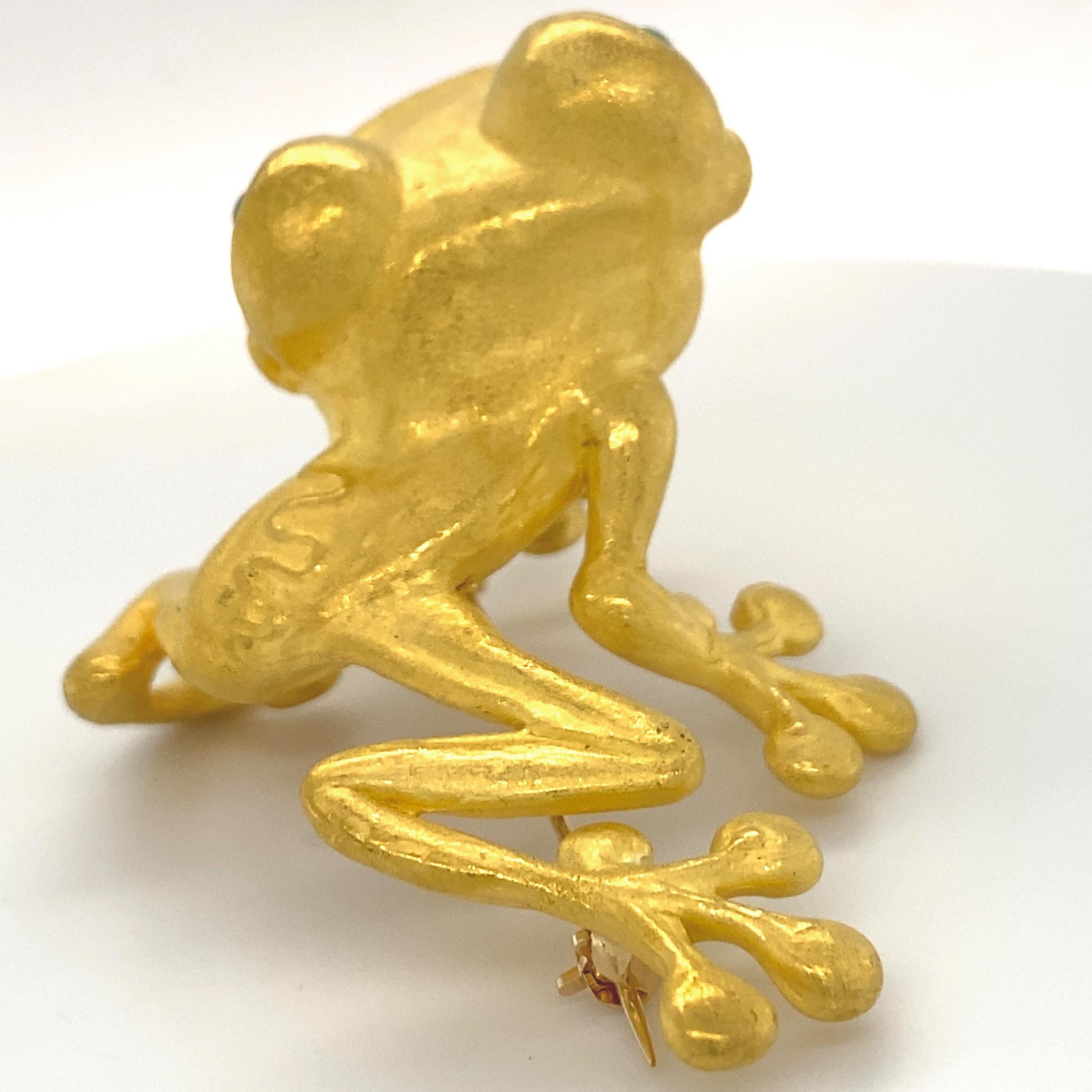 Contemporary Large 22K Yellow Gold Tree Frog Brooch with Emerald Eyes