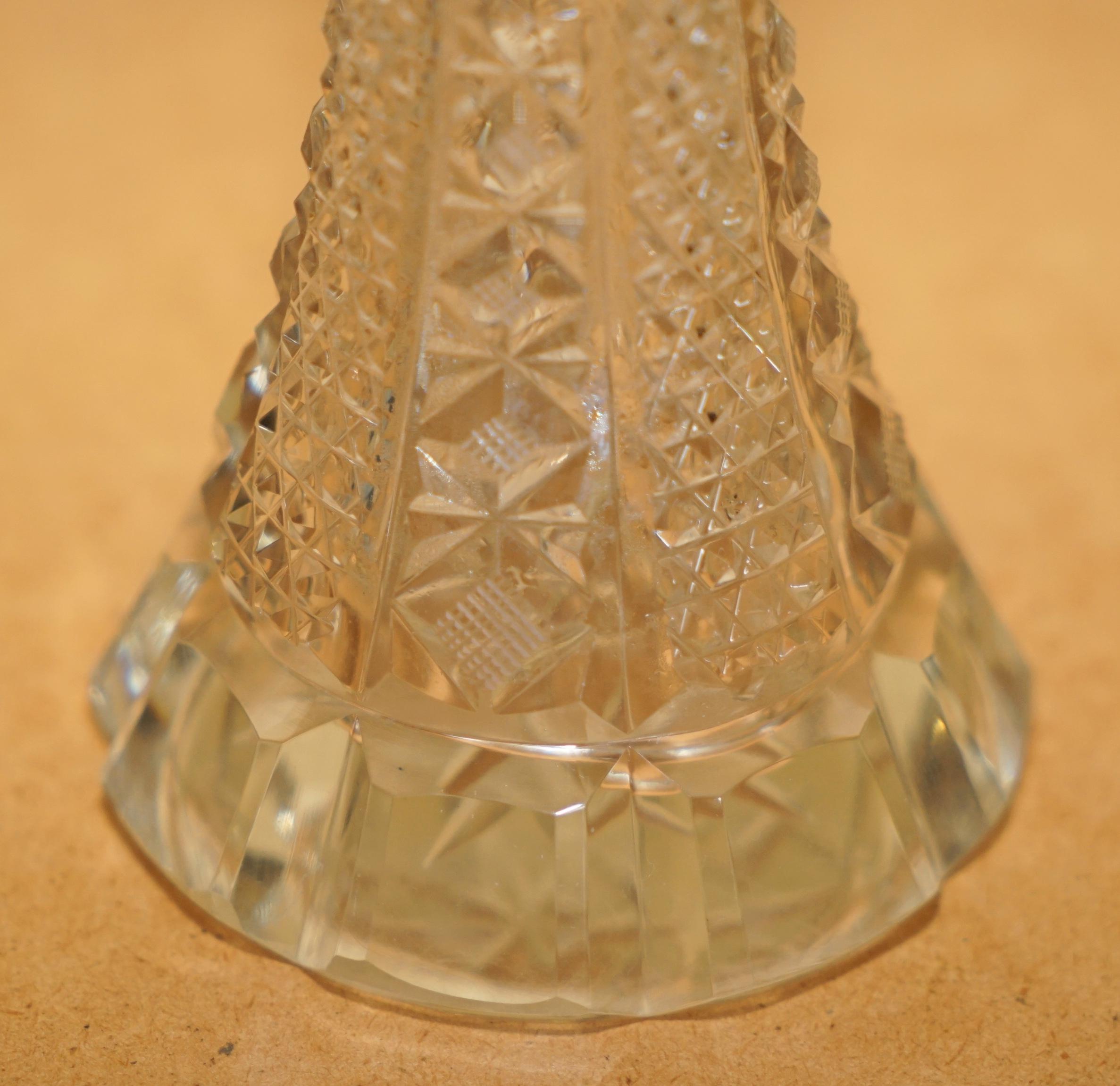 GRAN FRASCO DE PERFUME ANTiQUE 1906 23CM VIDRIO TALLADO CRISTAL PLATA ESTERLINA principios del siglo XX en venta