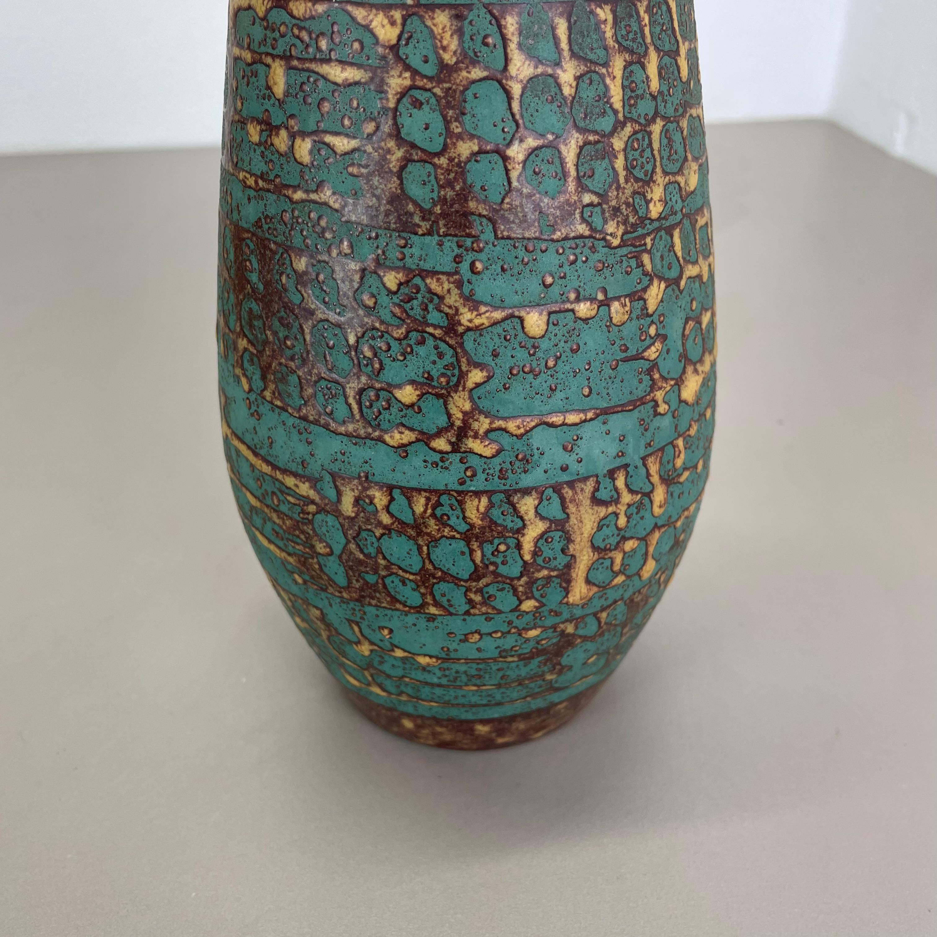 Large 25cm Ceramic Brutalist Vase FAT LAVA Carstens Tönnieshof, Germany, 1970s For Sale 5