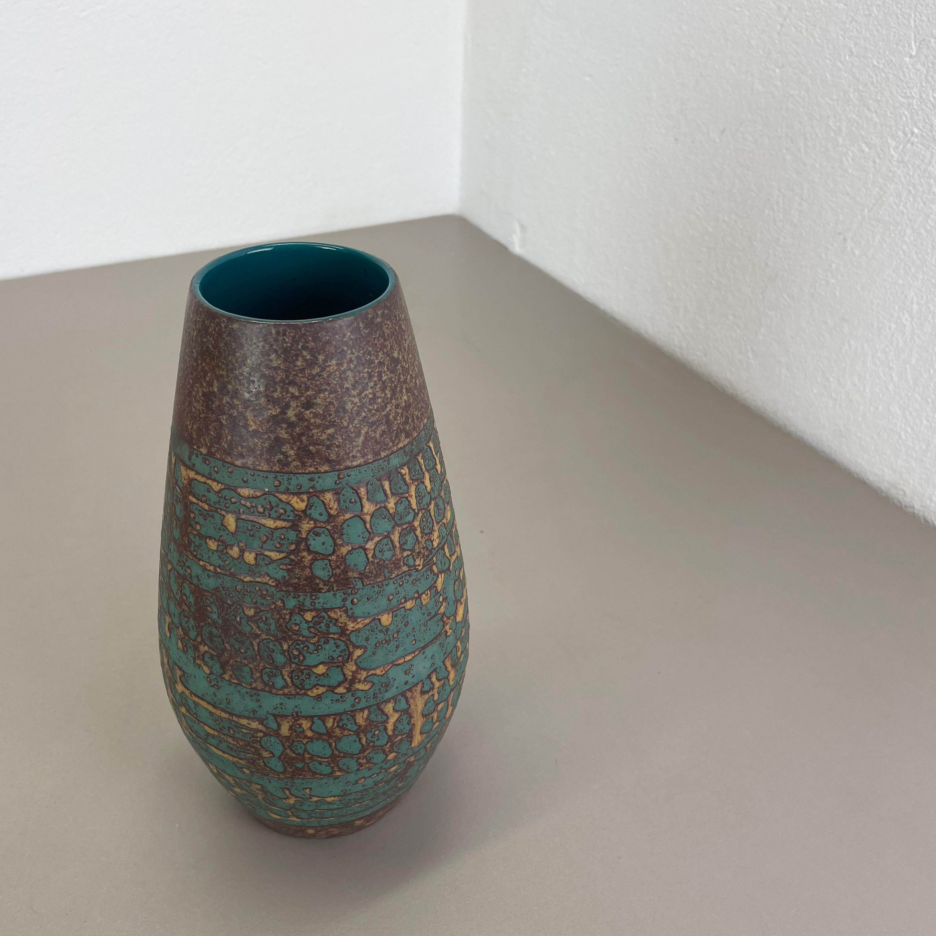 Mid-Century Modern Large 25cm Ceramic Brutalist Vase FAT LAVA Carstens Tönnieshof, Germany, 1970s For Sale