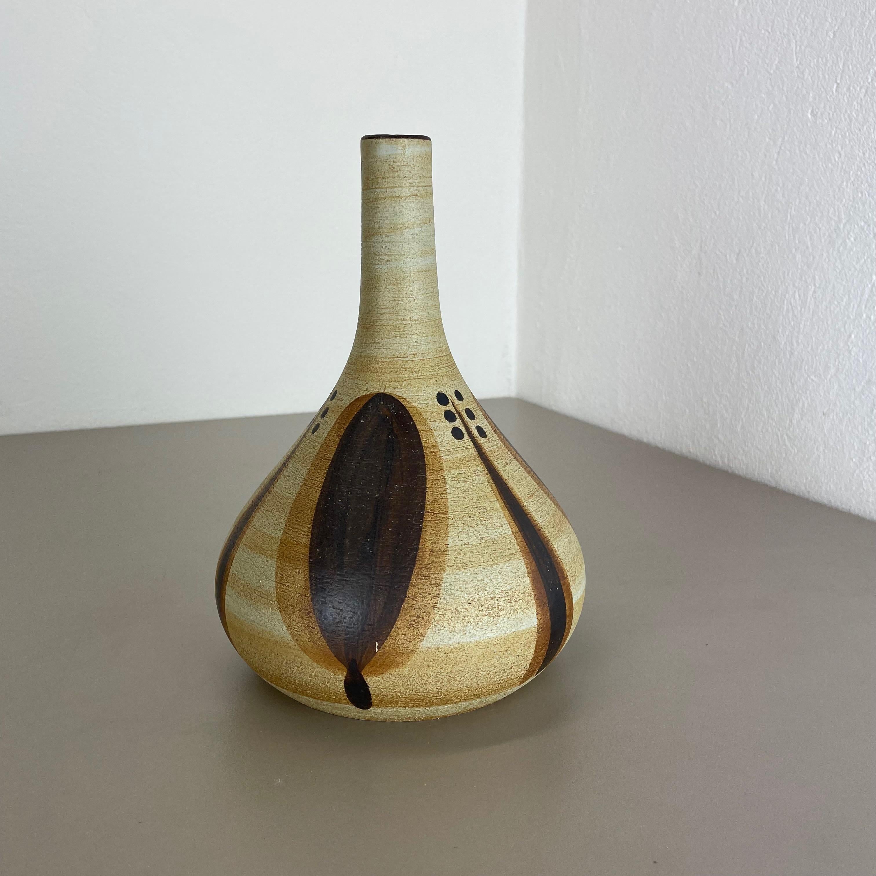 Allemand Grand vase moderniste de 25 cm Sculpture Peter Müller pour Sgrafo Modern, Allemagne 1970 en vente