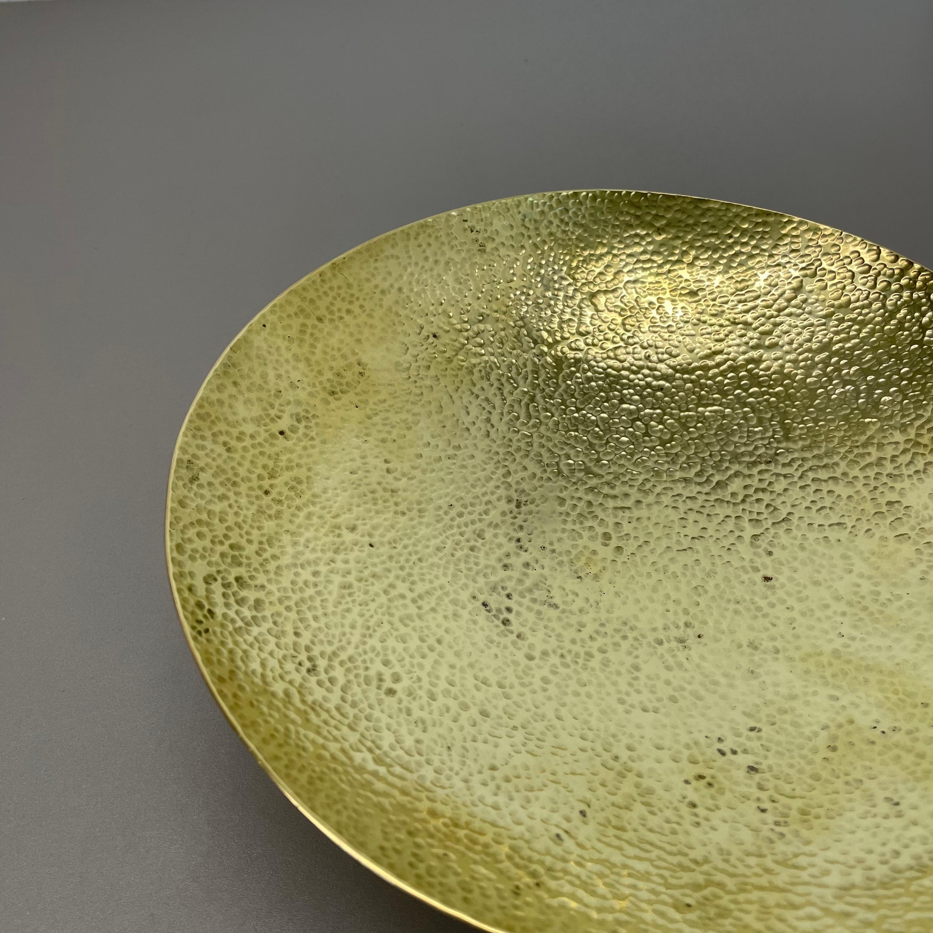 Großes 27cm Messing handgefertigtes Muschelplatten-Schreibtischelement im Auböck-Stil, Österreich, 1950er Jahre im Angebot 7