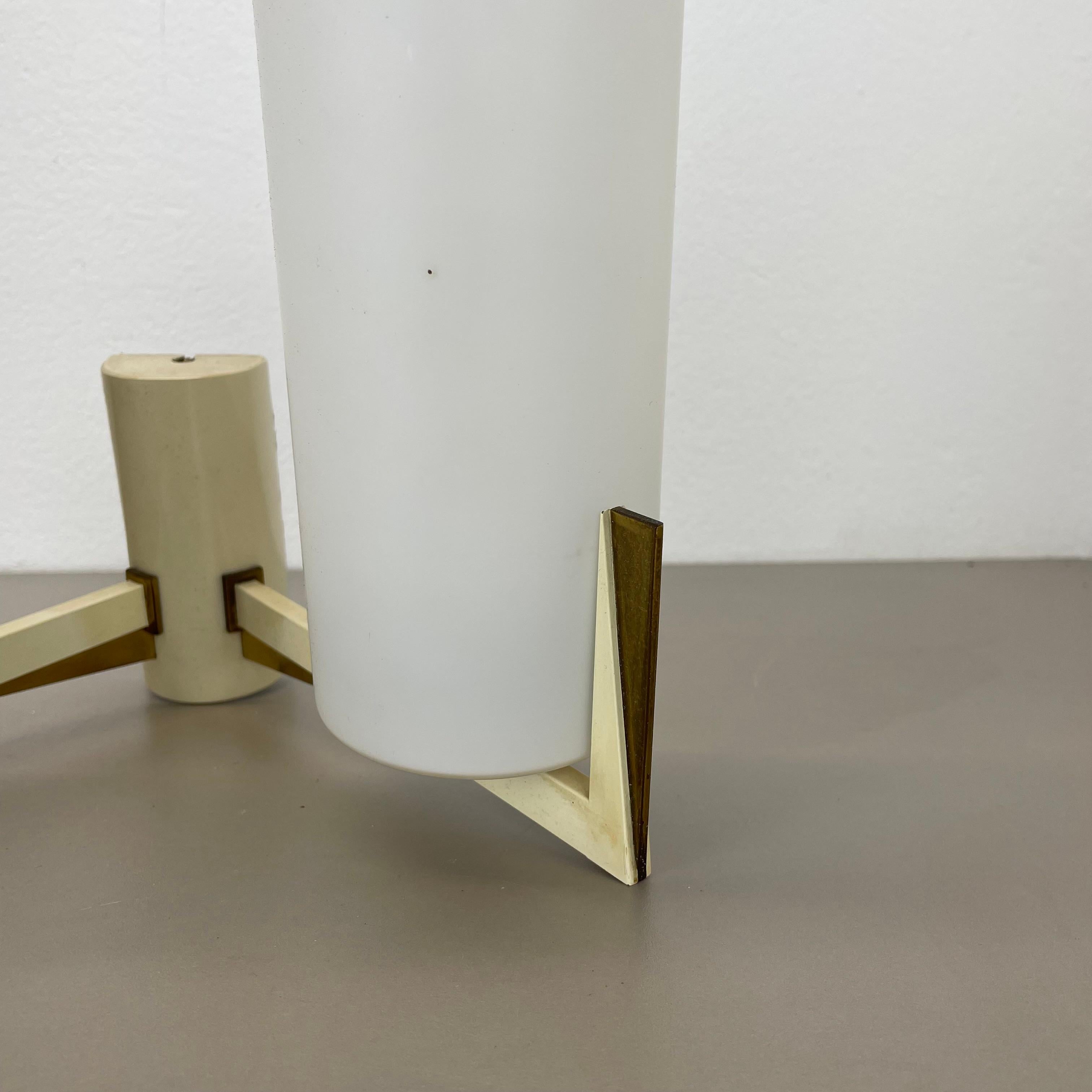 20th Century Large 28cm Modernist Brass and glass Theatre Wall Light Sconce, France, 1950s For Sale