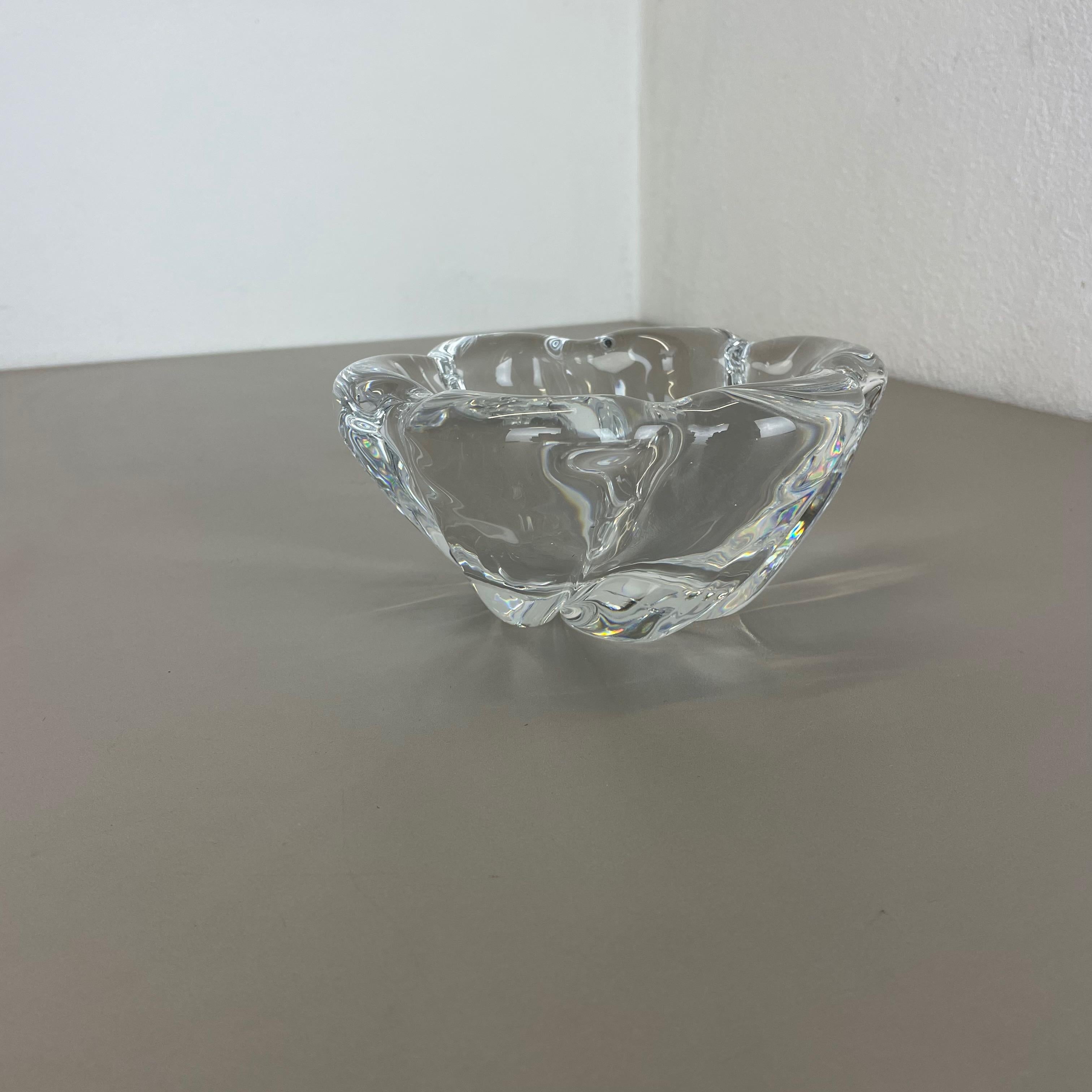 Mid-Century Modern Large 2kg Floral Glass Shell Bowl Ashtray Element by Orrefors, Sweden, 1970s For Sale