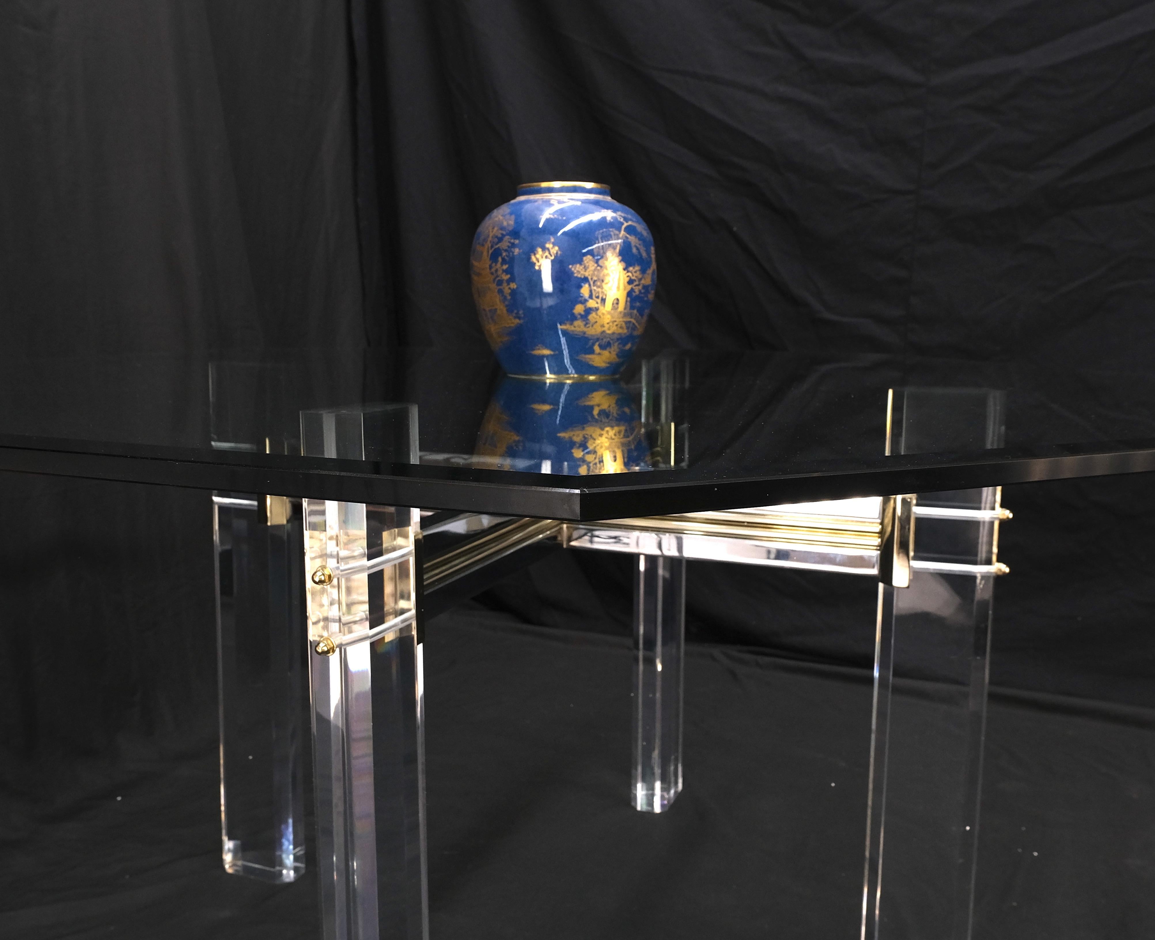 Grande table de conférence de forme octogonale à plateau en verre de 3/4 po avec base en lucite MINT ! en vente 1