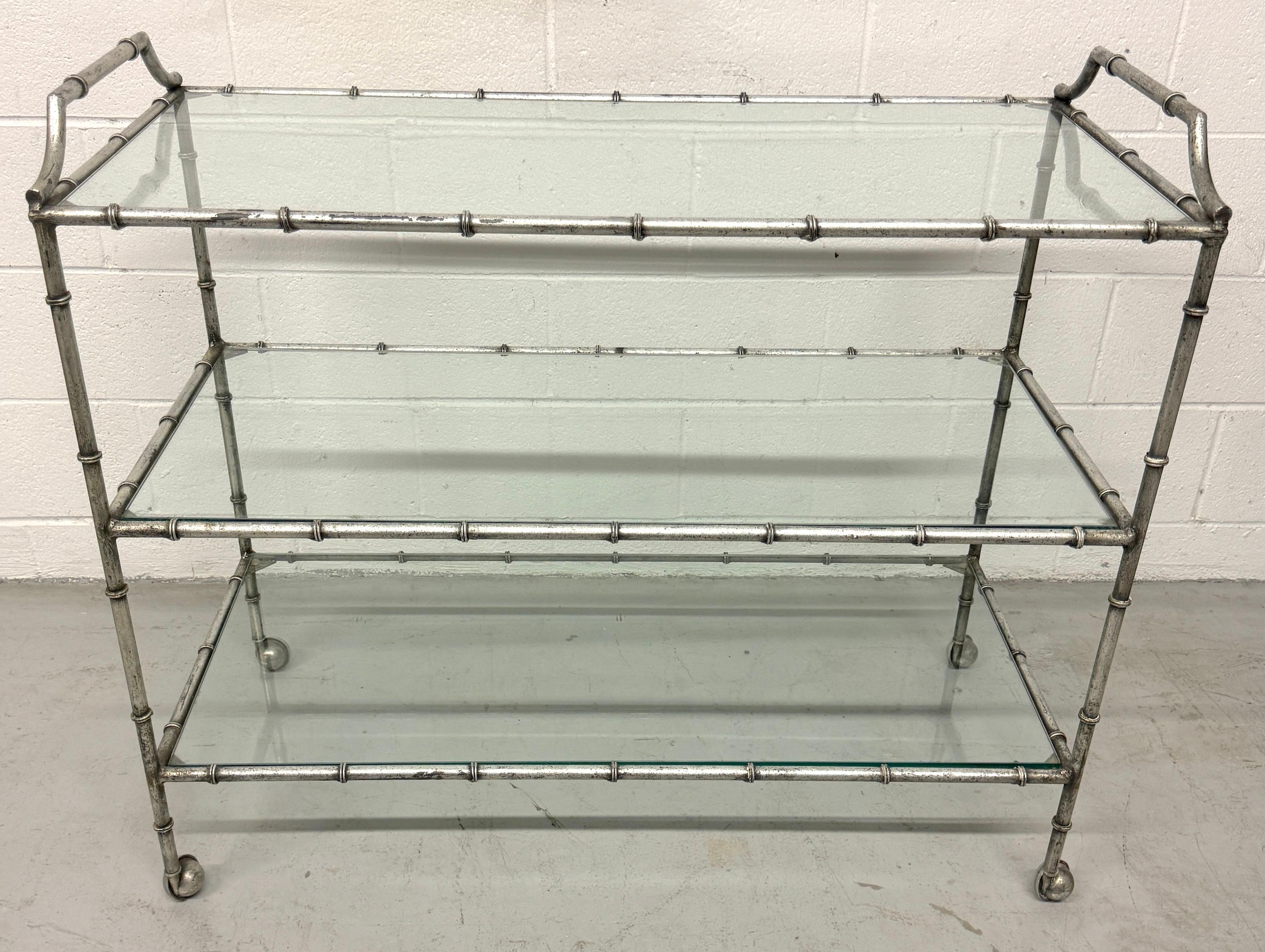 Grande table roulante/chariot de bar à 3 niveaux de Maison Jansen Faux Bois Silver-Leaf en vente 5