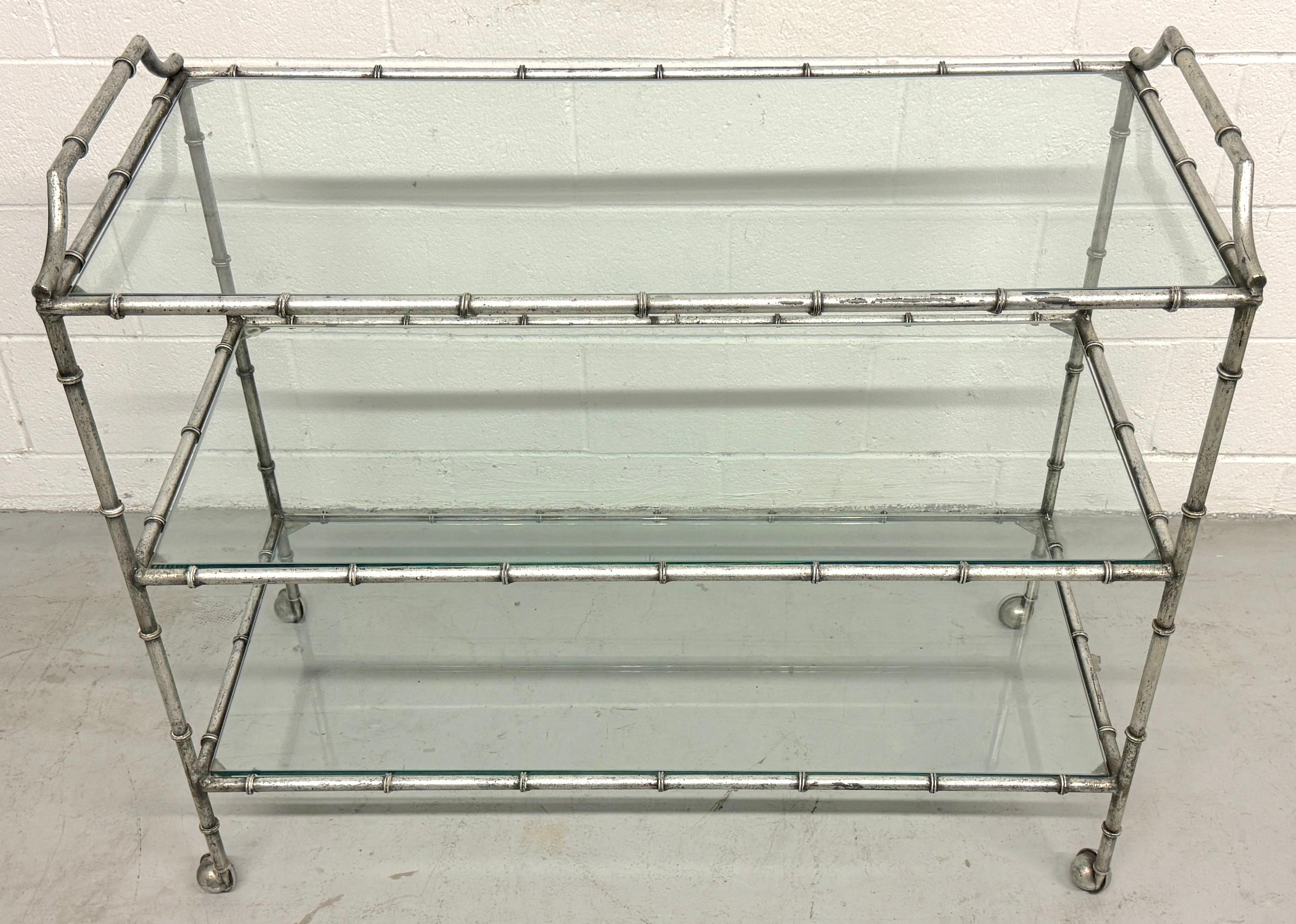 Grande table roulante/chariot de bar à 3 niveaux de Maison Jansen Faux Bois Silver-Leaf en vente 6
