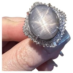 Großer 30 Karat natürlicher Sternsaphir und Diamant-Ballerina-Ring aus Platin