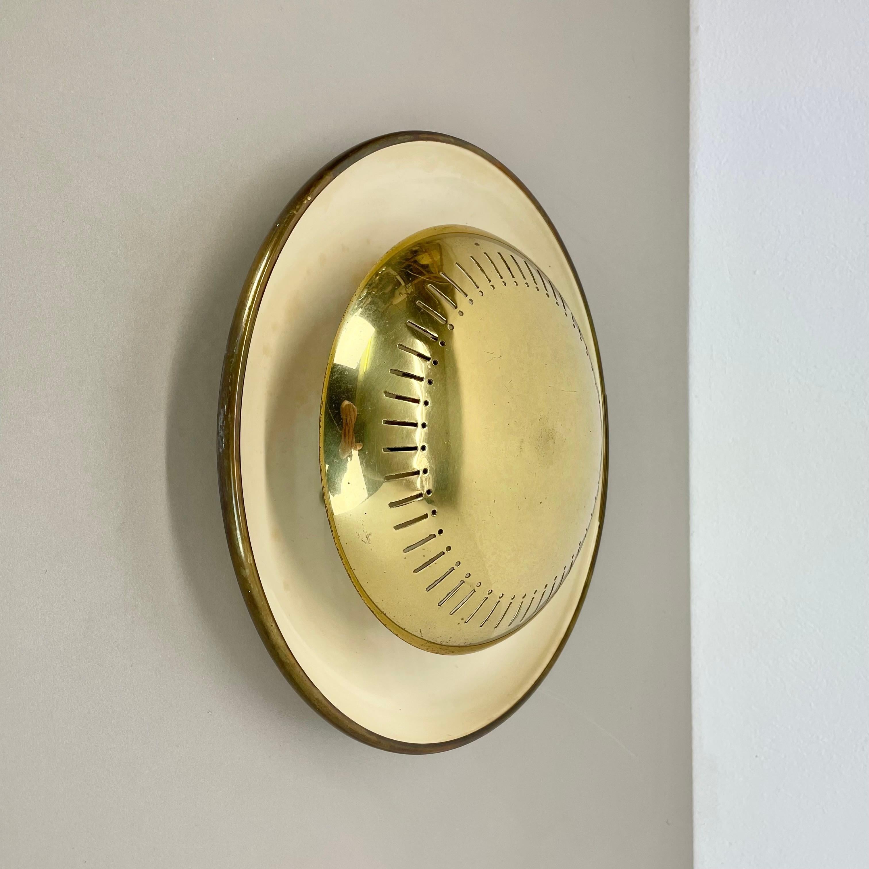 Mid-Century Modern Large 30cm Brass Italian Sarfatti Style Theatre Wall Ceiling Light, Italy 1950s For Sale