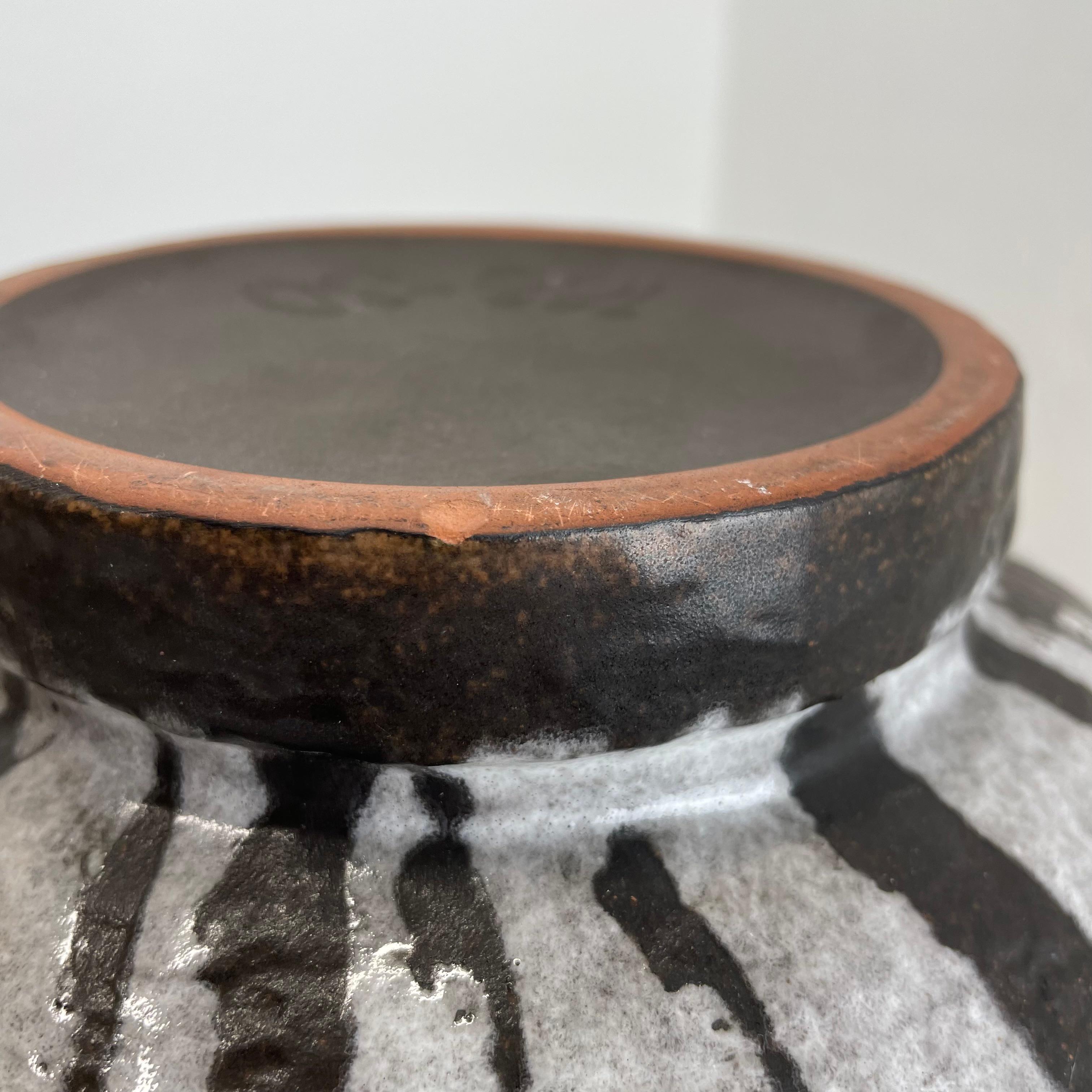 Große brutalistische 30cm Keramikvase FAT LAVA Carstens Tönnieshof, Deutschland, 1970er Jahre im Angebot 14