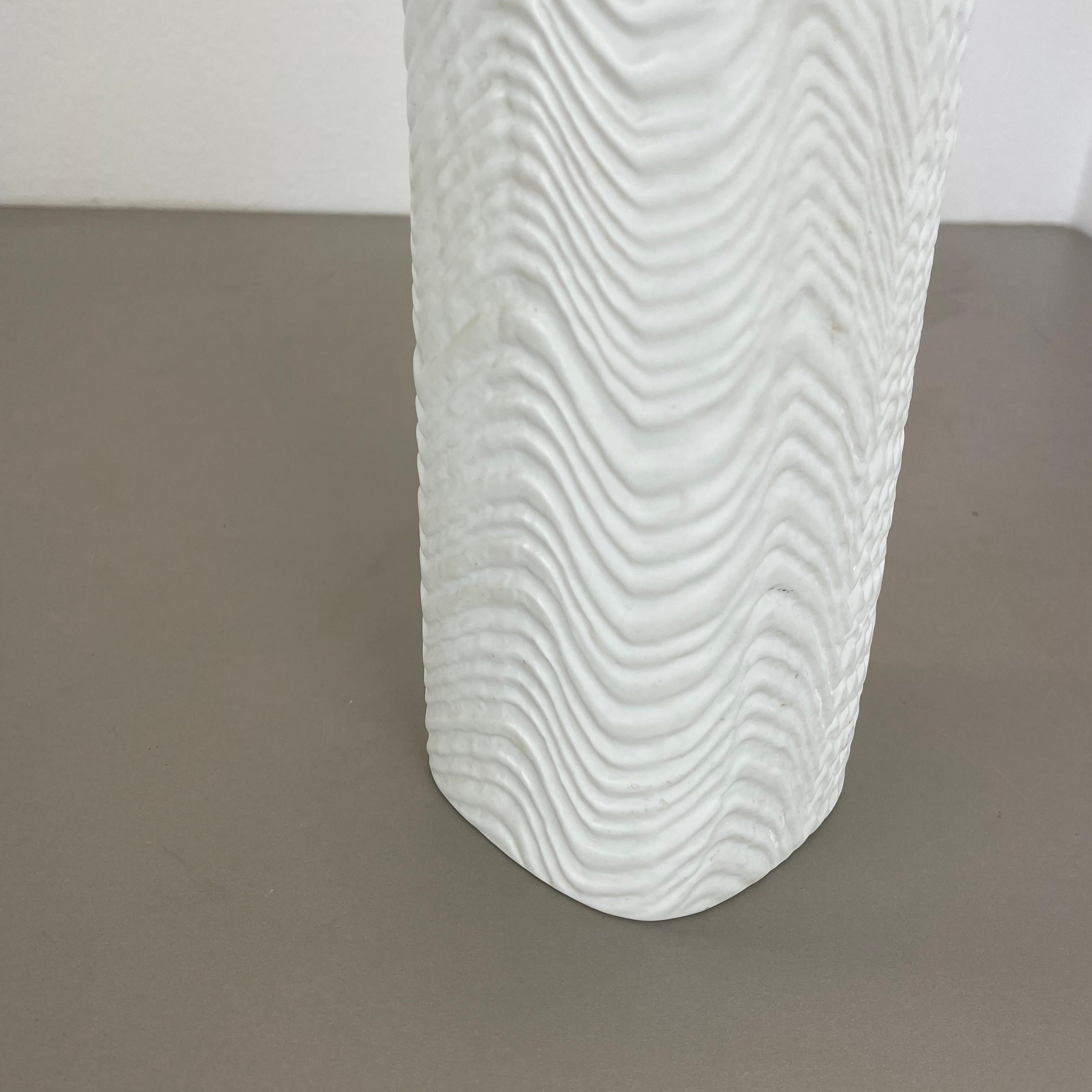 Tedesco Grande vaso OP Art Vase di 30 cm Vaso in porcellana di Martin Freyer per Rosenthal, Germania in vendita