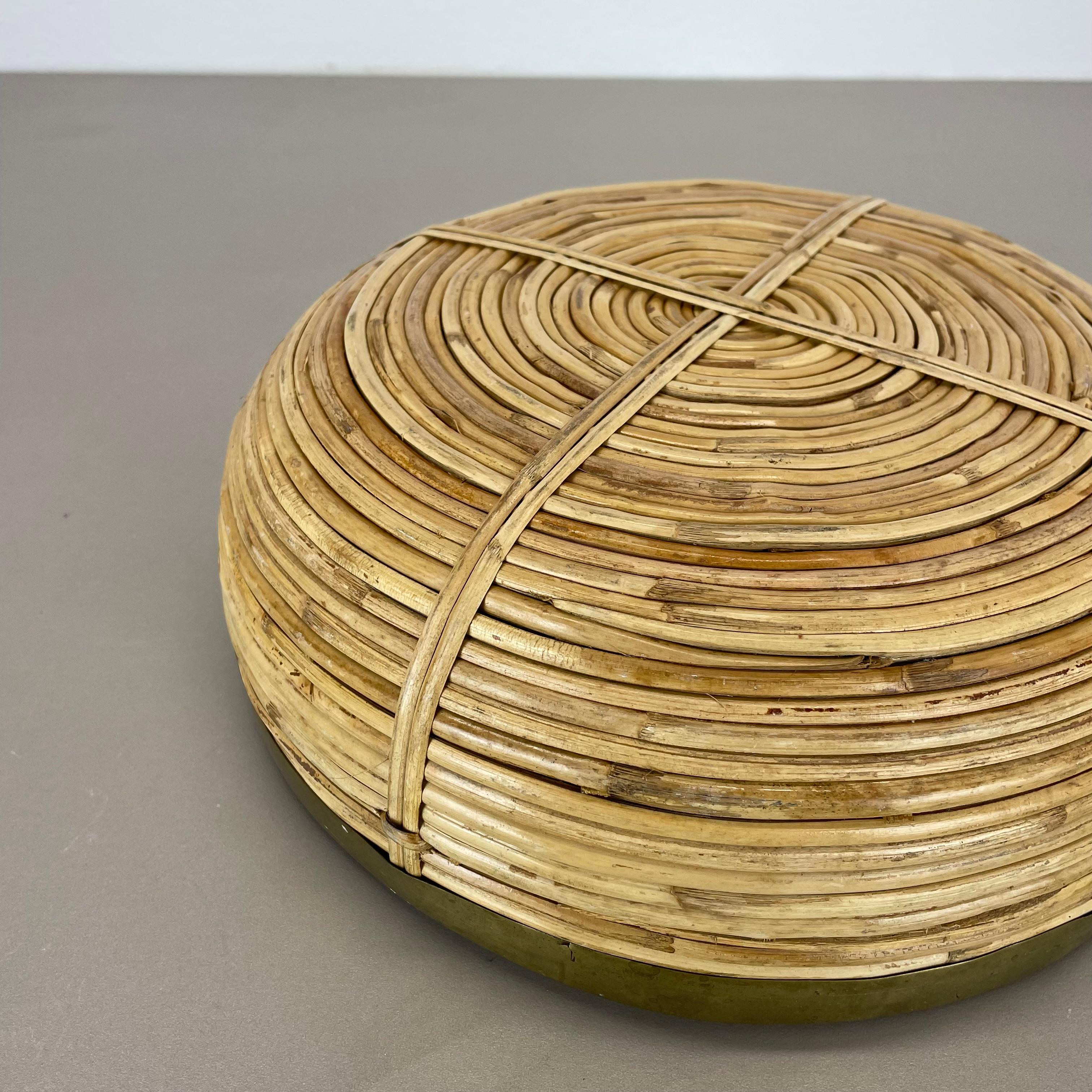 Large 30cm Rattan and Brass Bowl element  in Crespi Albini Style, Italy, 1970s For Sale 5