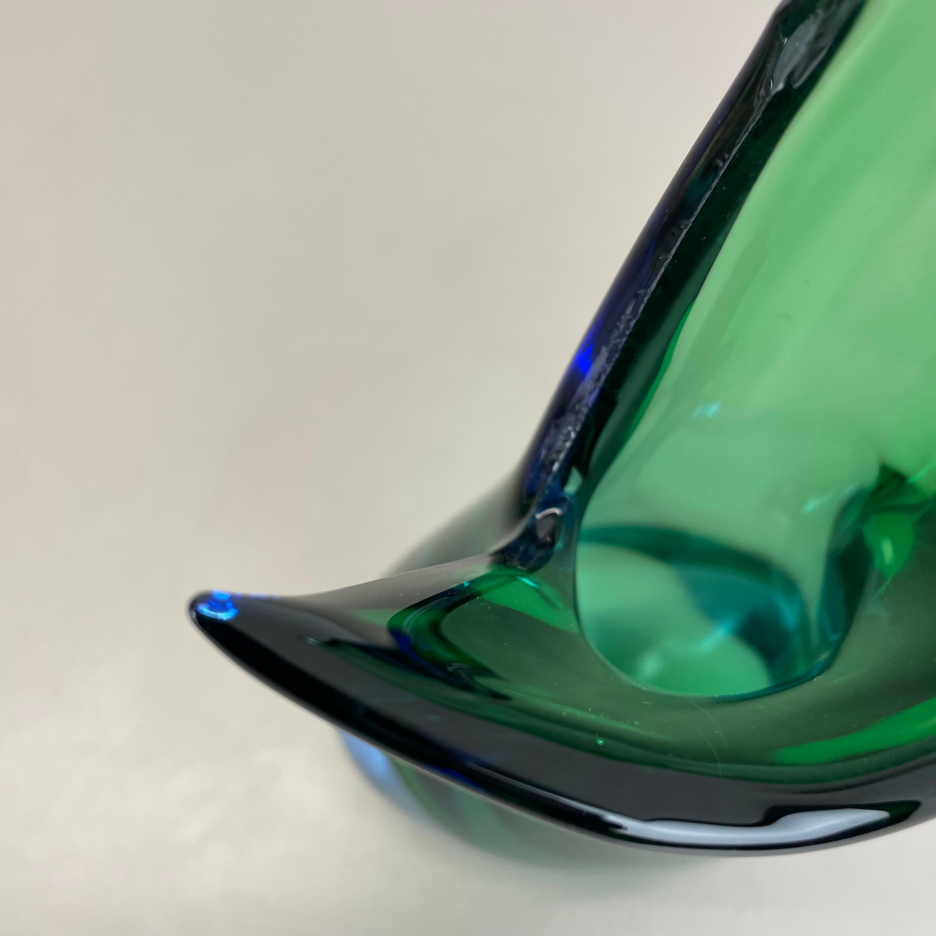 grande vaso Sommerso in vetro di Murano verde da 31 cm di Flavio Poli Attr., Italia, 1970 in vendita 4
