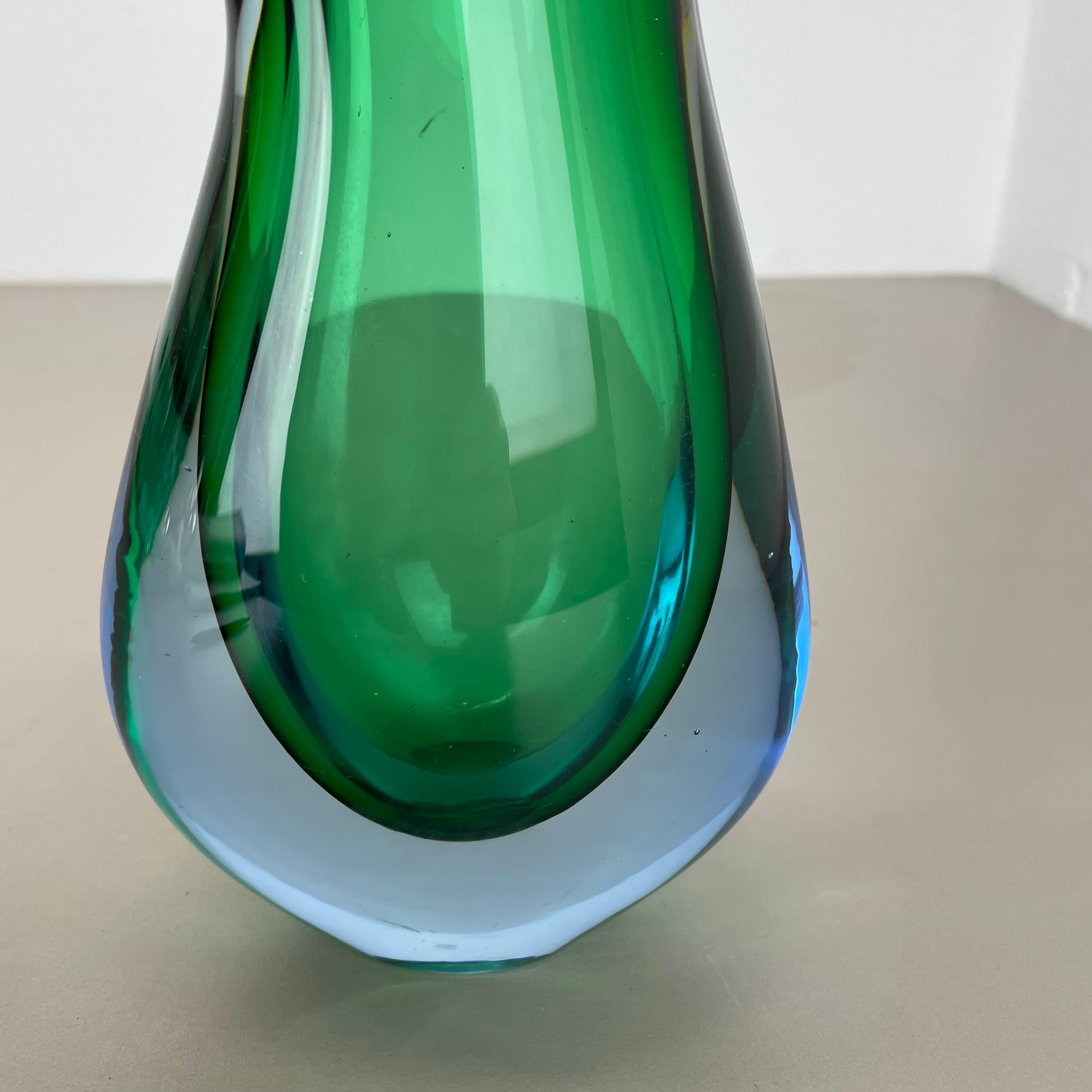 grande vaso Sommerso in vetro di Murano verde da 31 cm di Flavio Poli Attr., Italia, 1970 in vendita 8