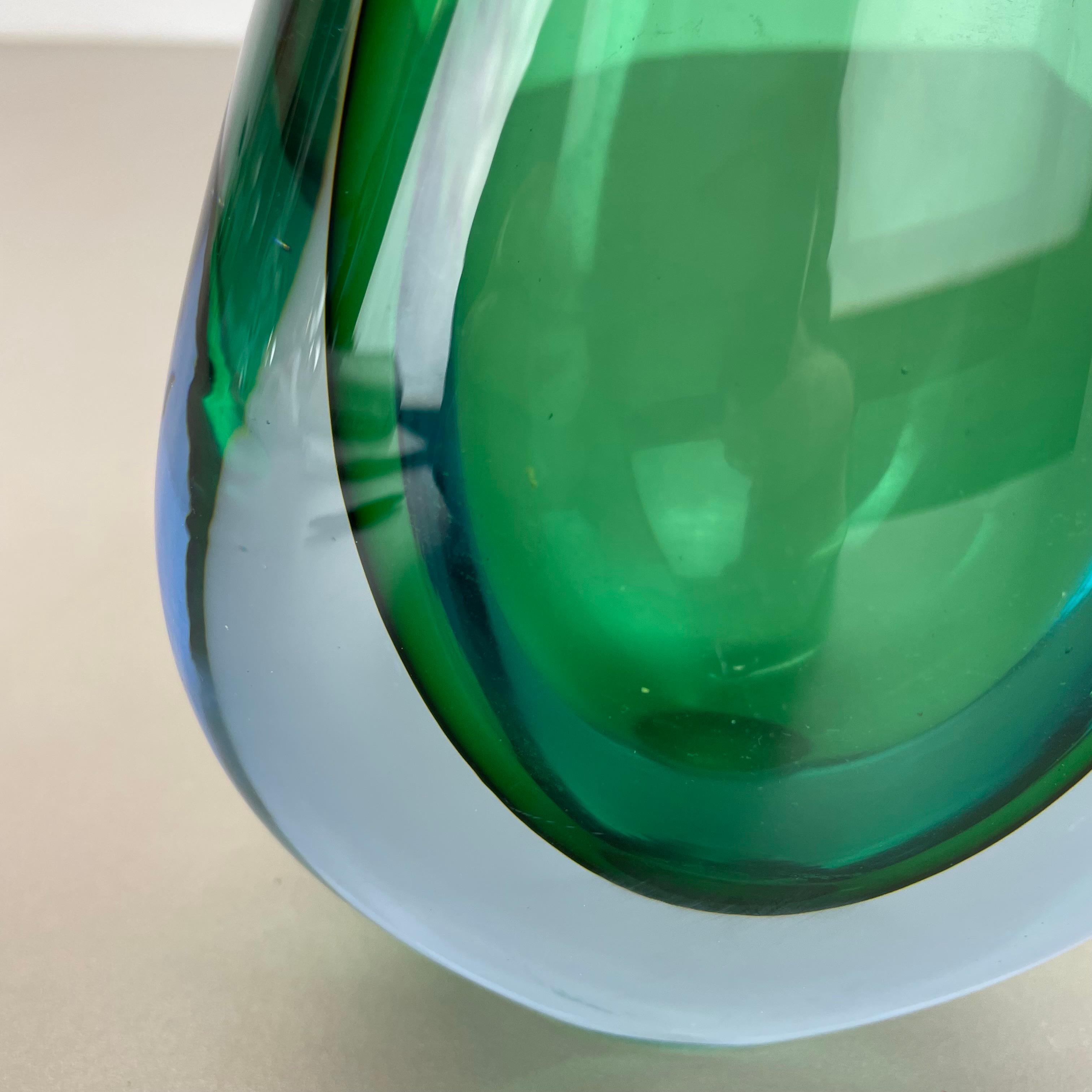 grande vaso Sommerso in vetro di Murano verde da 31 cm di Flavio Poli Attr., Italia, 1970 in vendita 10