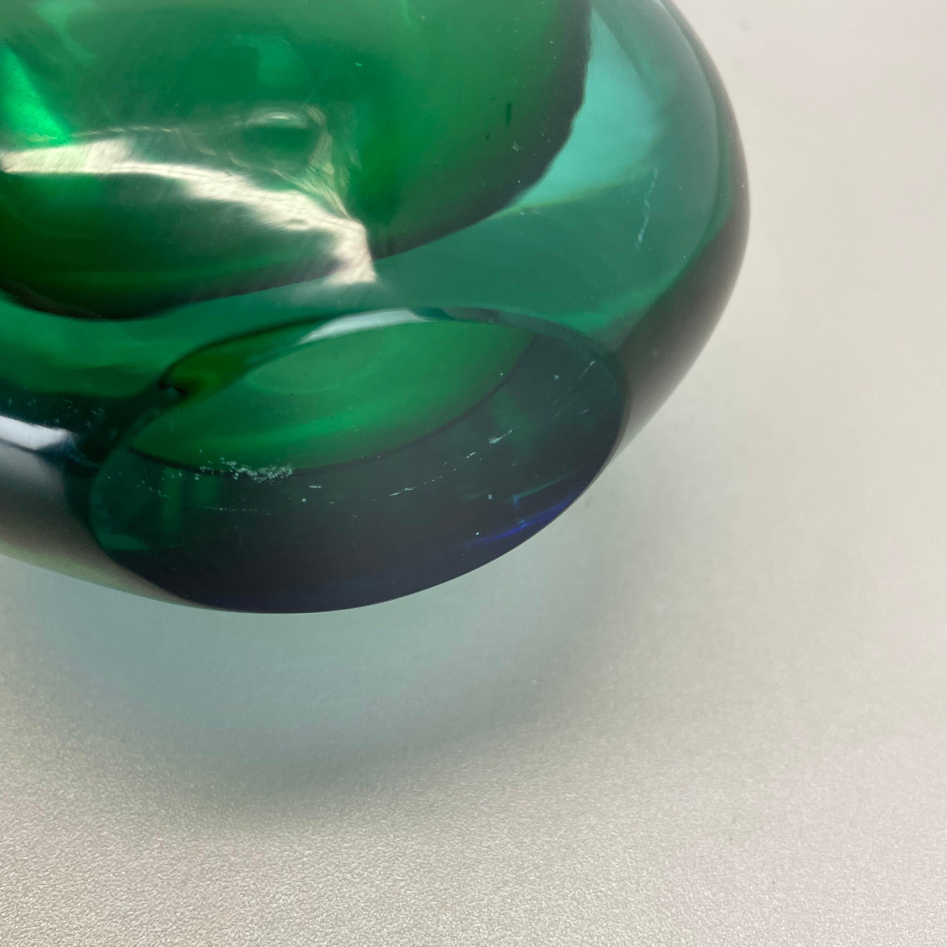 grande vaso Sommerso in vetro di Murano verde da 31 cm di Flavio Poli Attr., Italia, 1970 in vendita 13