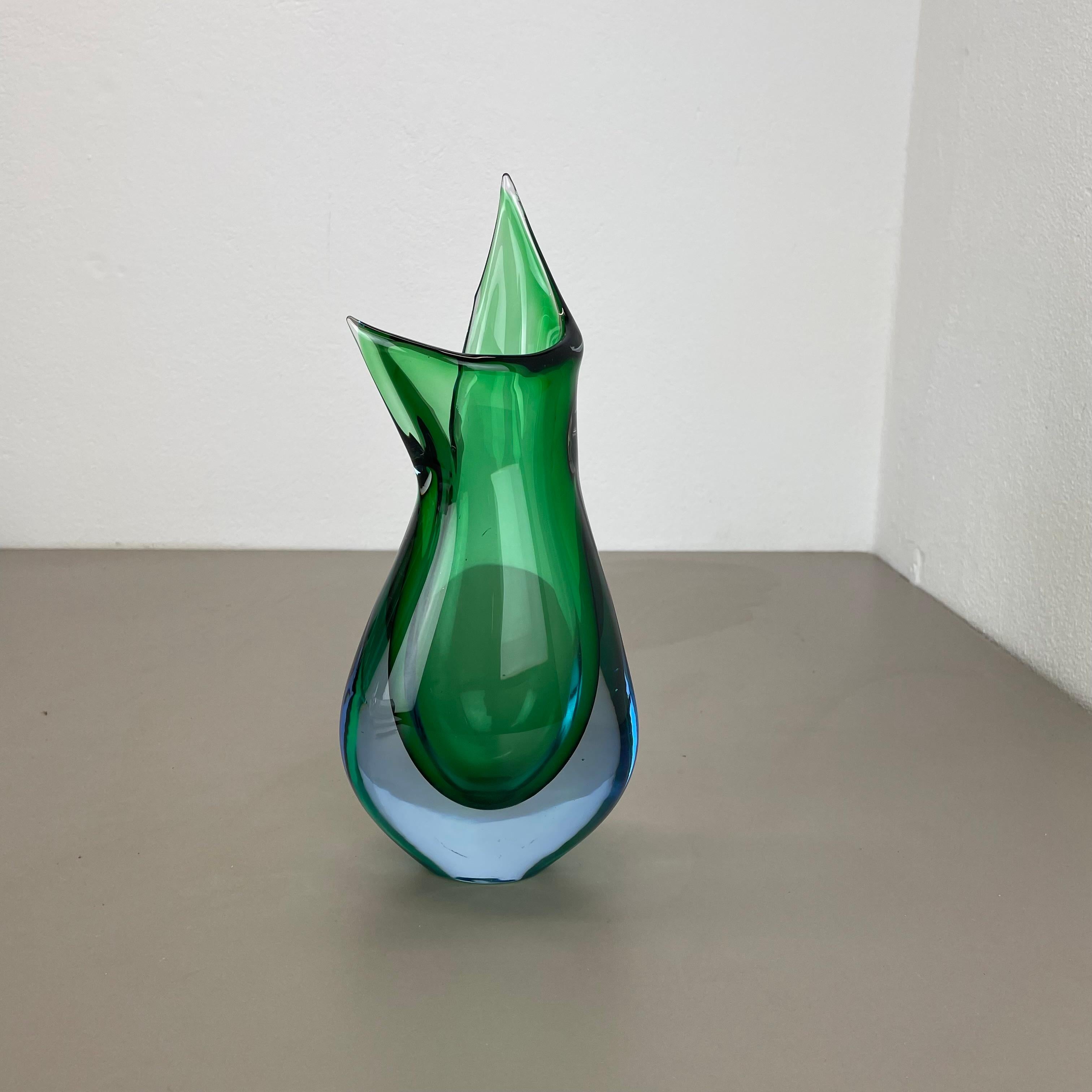 Mid-Century moderno grande vaso Sommerso in vetro di Murano verde da 31 cm di Flavio Poli Attr., Italia, 1970 in vendita