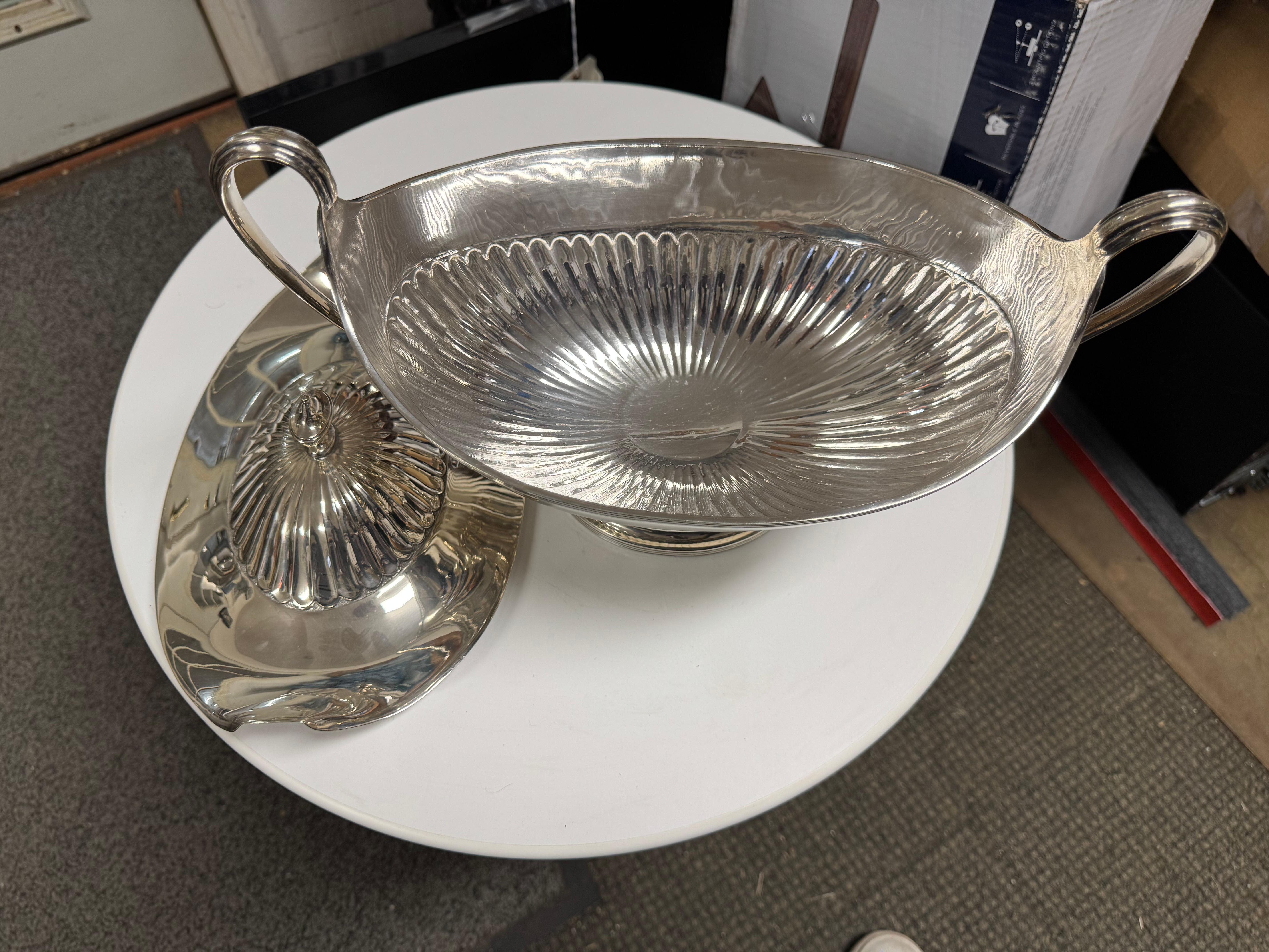 English Large 3.2lb Sterling Silver Soup Tureen/Urn For Sale