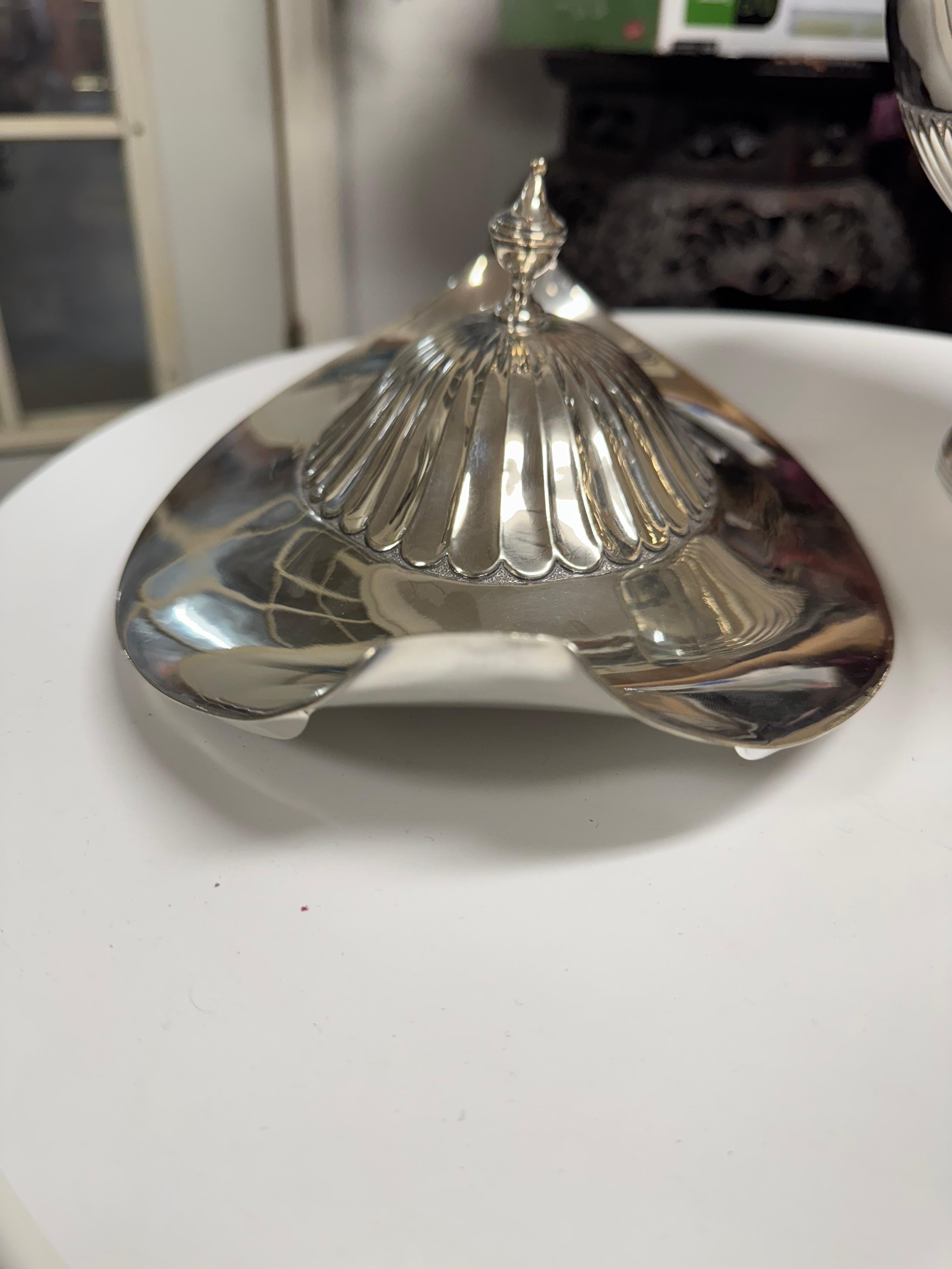 Large 3.2lb Sterling Silver Soup Tureen/Urn For Sale 2