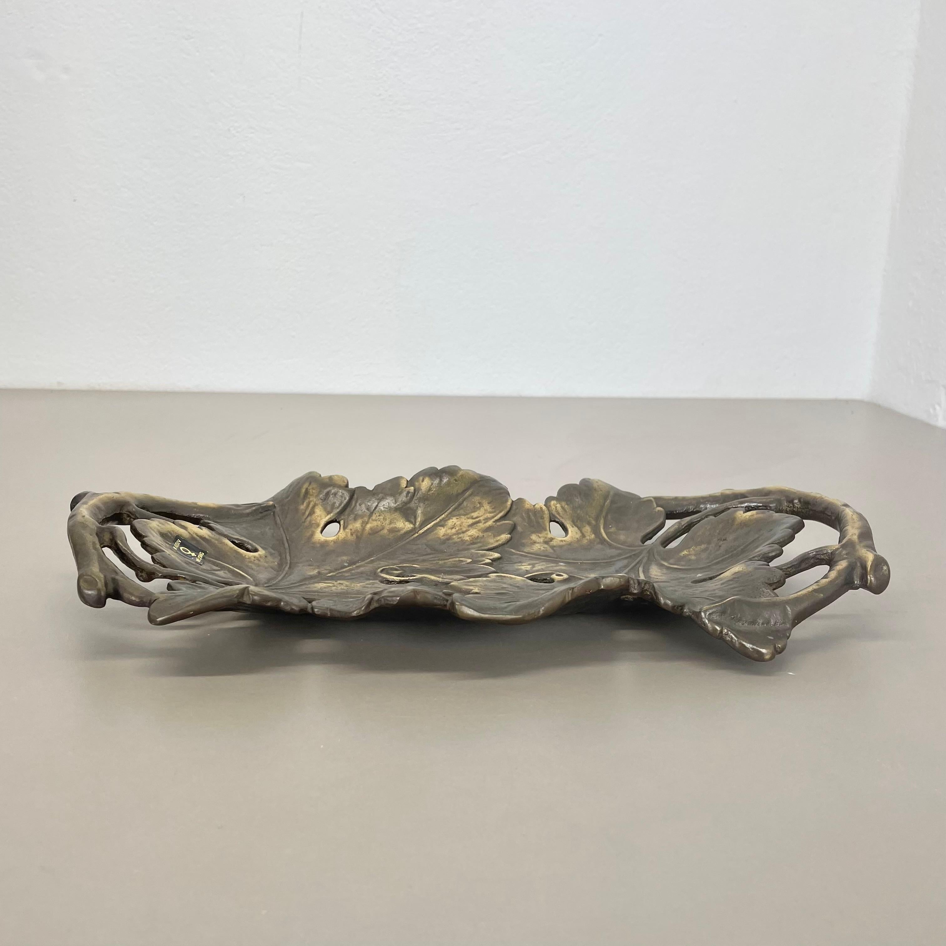 Large 34cm Brass Shell Plate Element Auböck Hagenauer Era, Germany, 1970s For Sale 5