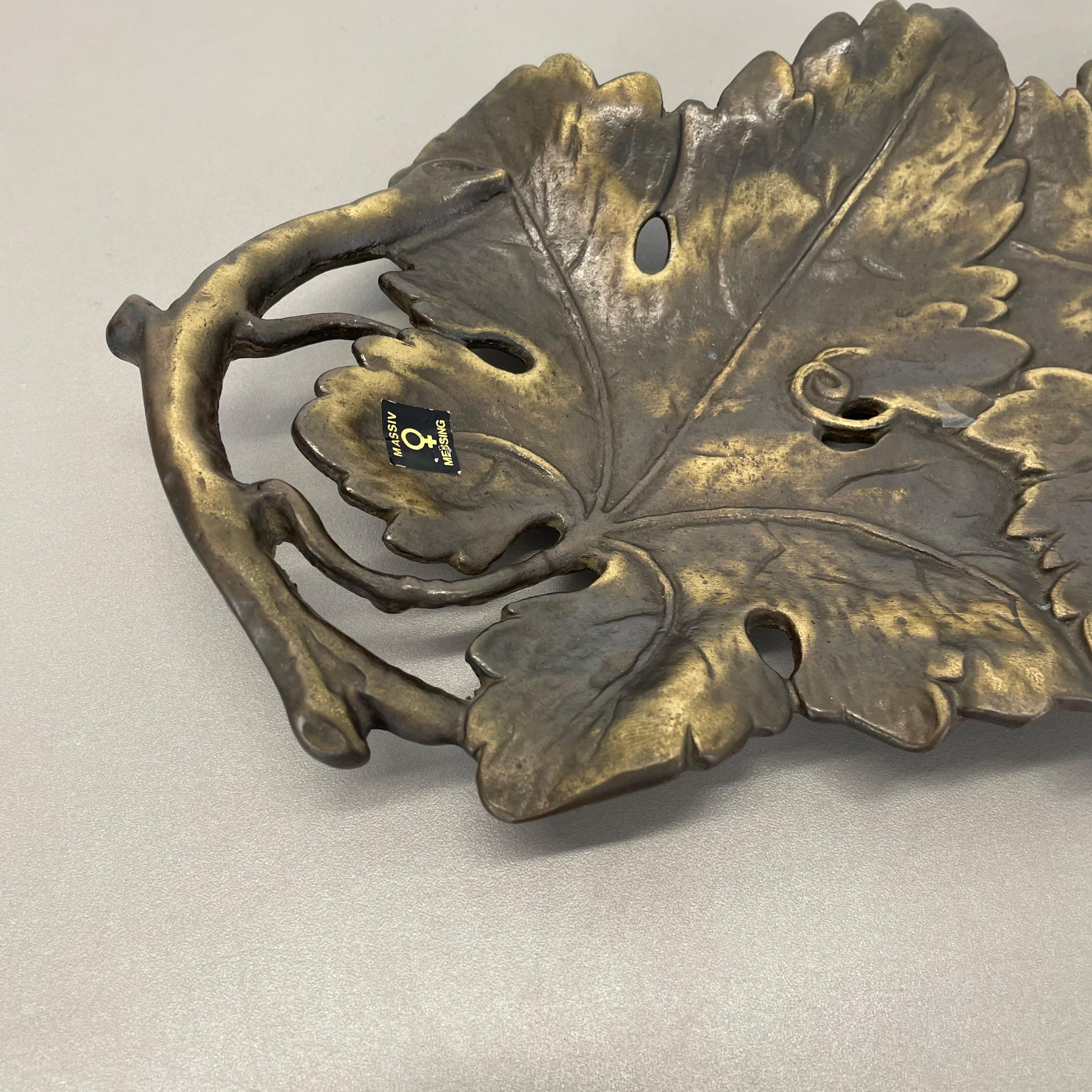 Mid-Century Modern Large 34cm Brass Shell Plate Element Auböck Hagenauer Era, Germany, 1970s For Sale