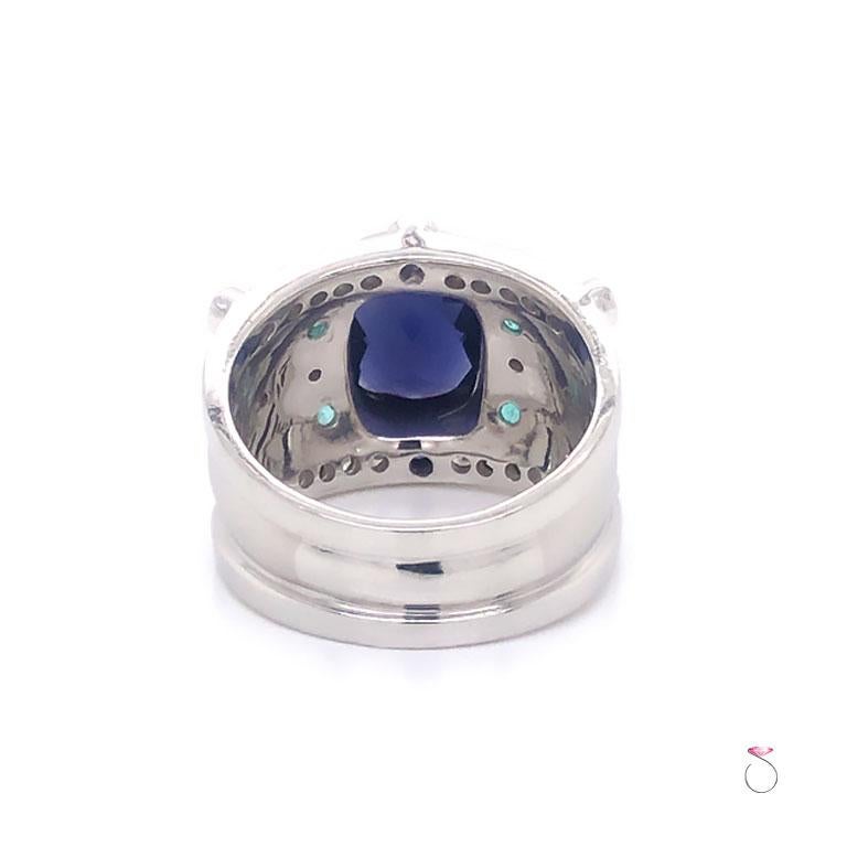 Large 3.50 Carat Tanzanite and Diamond Cocktail Ring in 18K White Gold For Sale 1