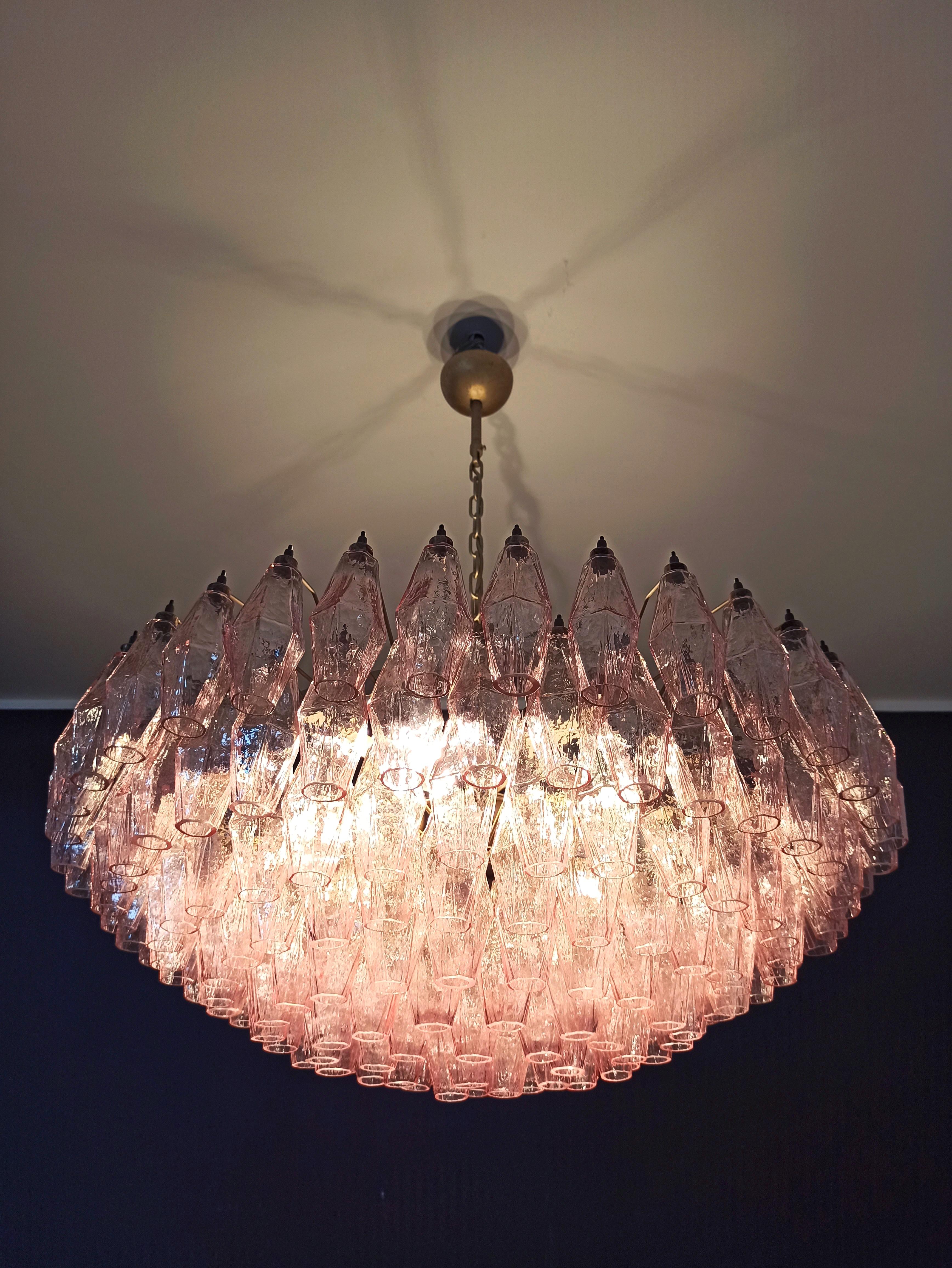 Large 35.4” Eclectic Pink Murano Chandelier in the style of Carlo Scarpa. For Sale 5