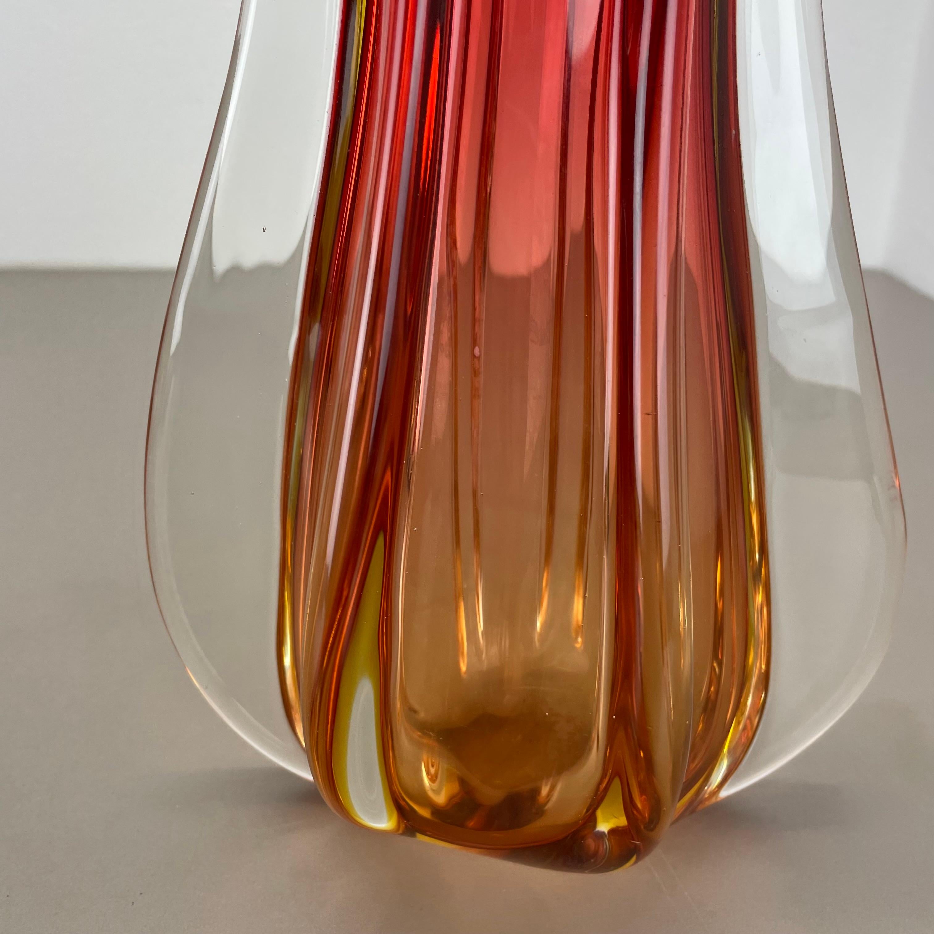 Große 35cm 2.4kg farbenfrohe Glasvase von Flavio Poli zugeschrieben, Murano, Italien 1970er Jahre im Zustand „Gut“ im Angebot in Kirchlengern, DE