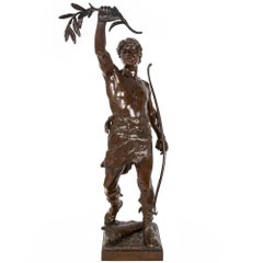 Grande sculpture française de 36 guerriers Vainqueur par Eugene Marioton