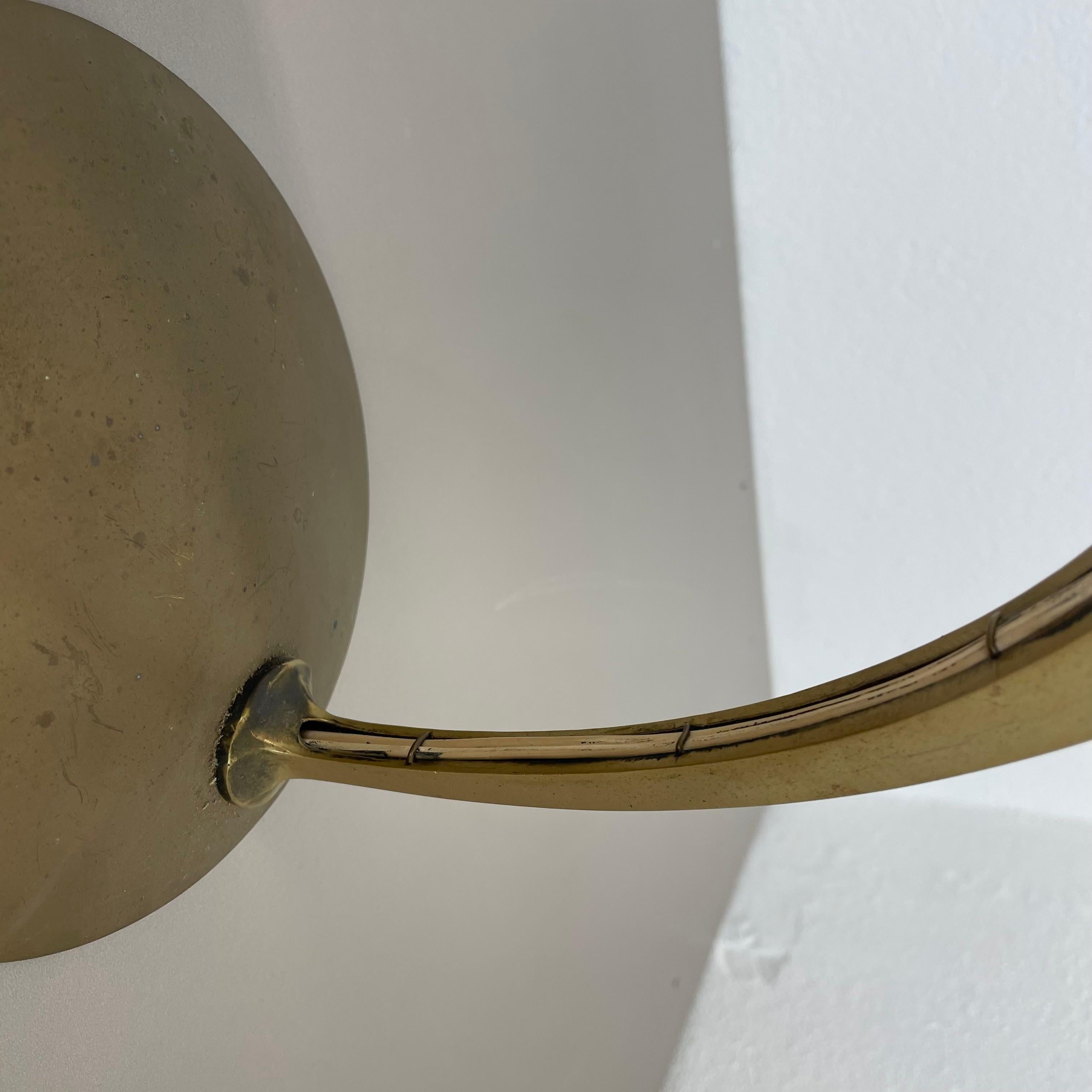 Large 36cm Modernist Brass and glass Theatre Wall Light Sconces, France, 1950s For Sale 4