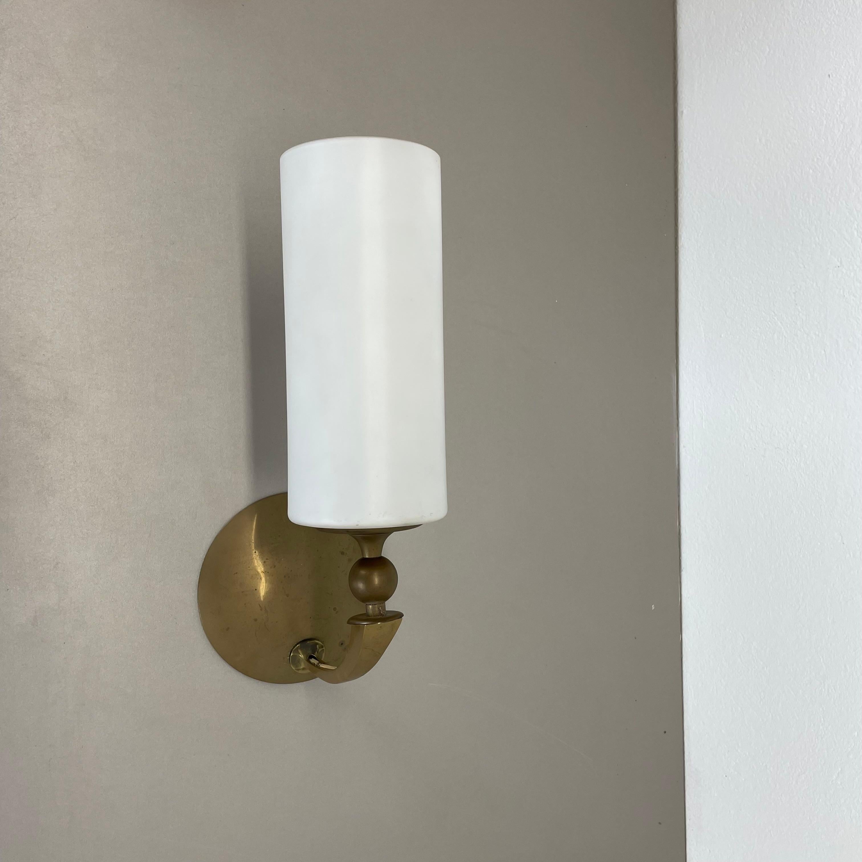 Mid-Century Modern Large 36cm Modernist Brass and glass Theatre Wall Light Sconces, France, 1950s For Sale