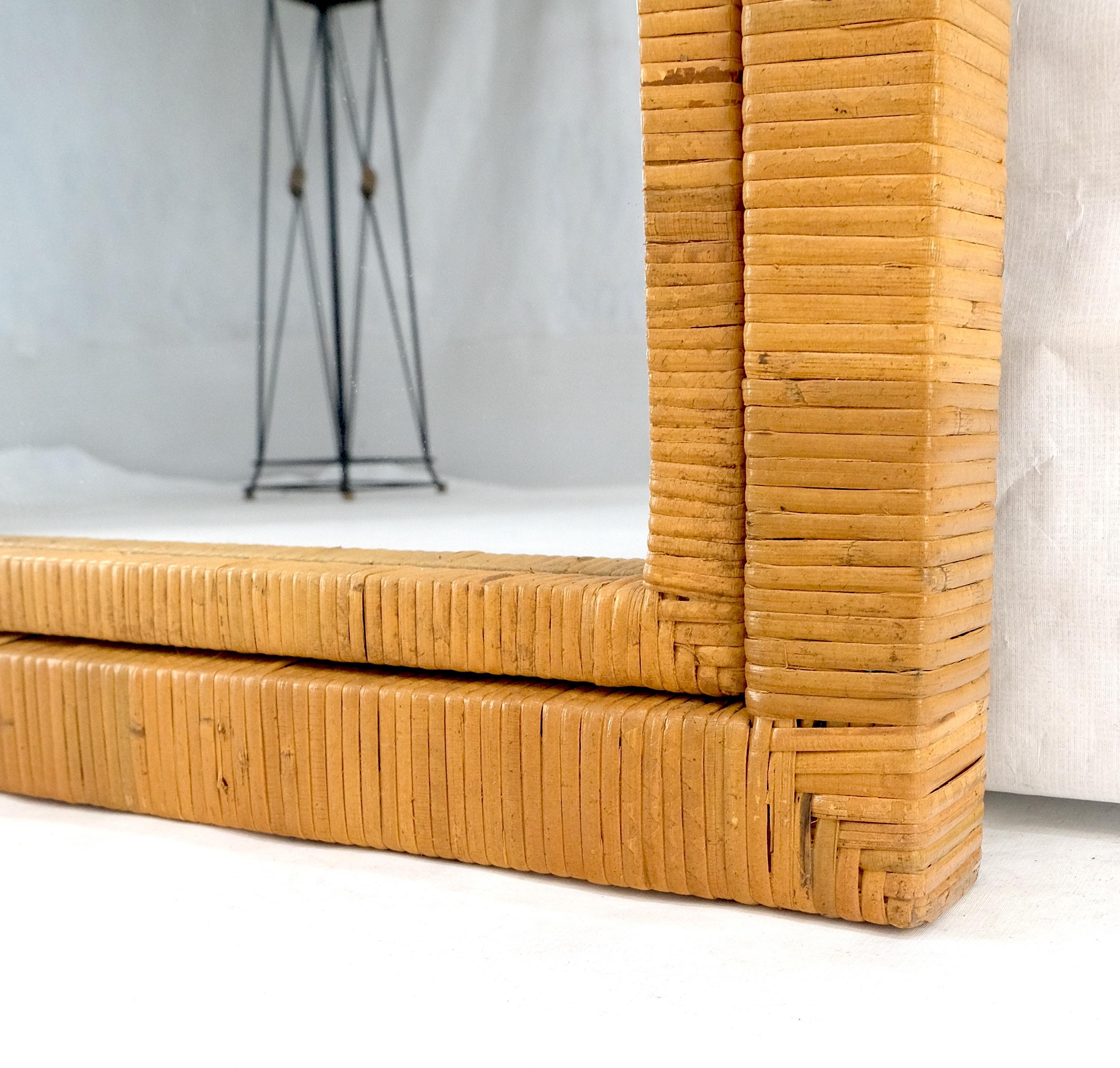 Canne Large 36x44 c1970s Rectangle Rattan Cane Bamboo Frame Wall Mirror MINT en vente
