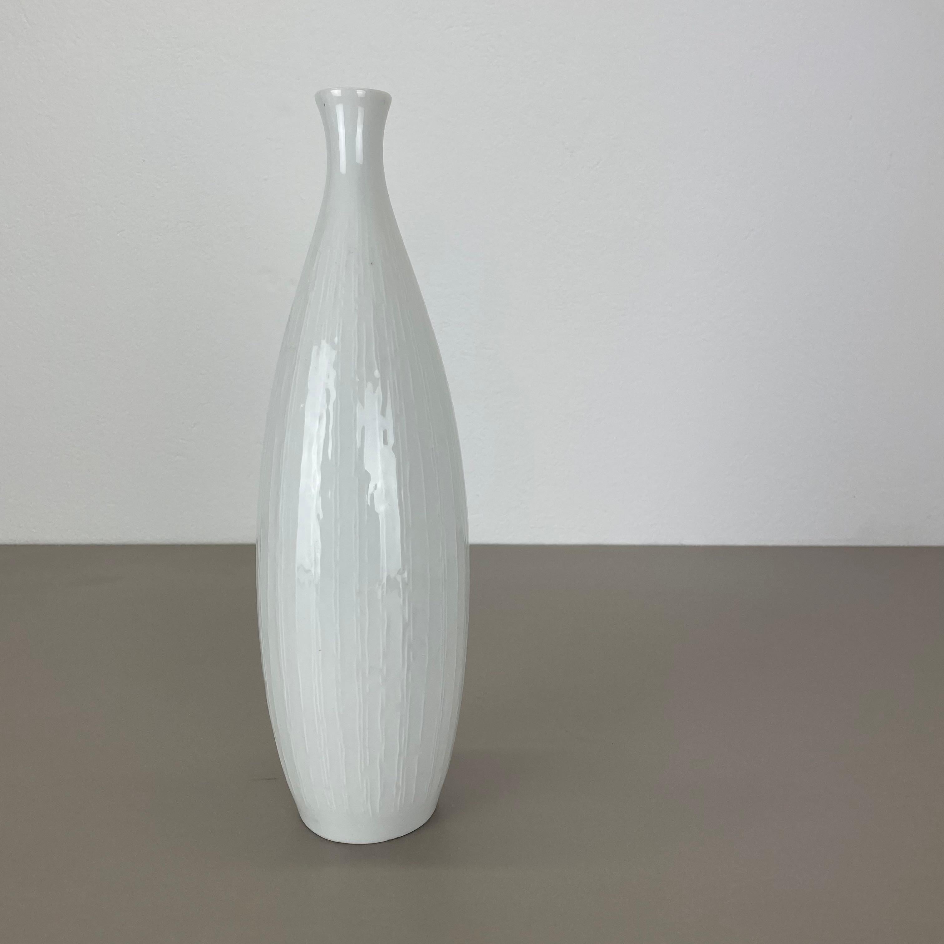Allemand Grand vase Op Art de 37 cm Heinrich Fuchs pour Hutschenreuther, Allemagne, années 1970 en vente