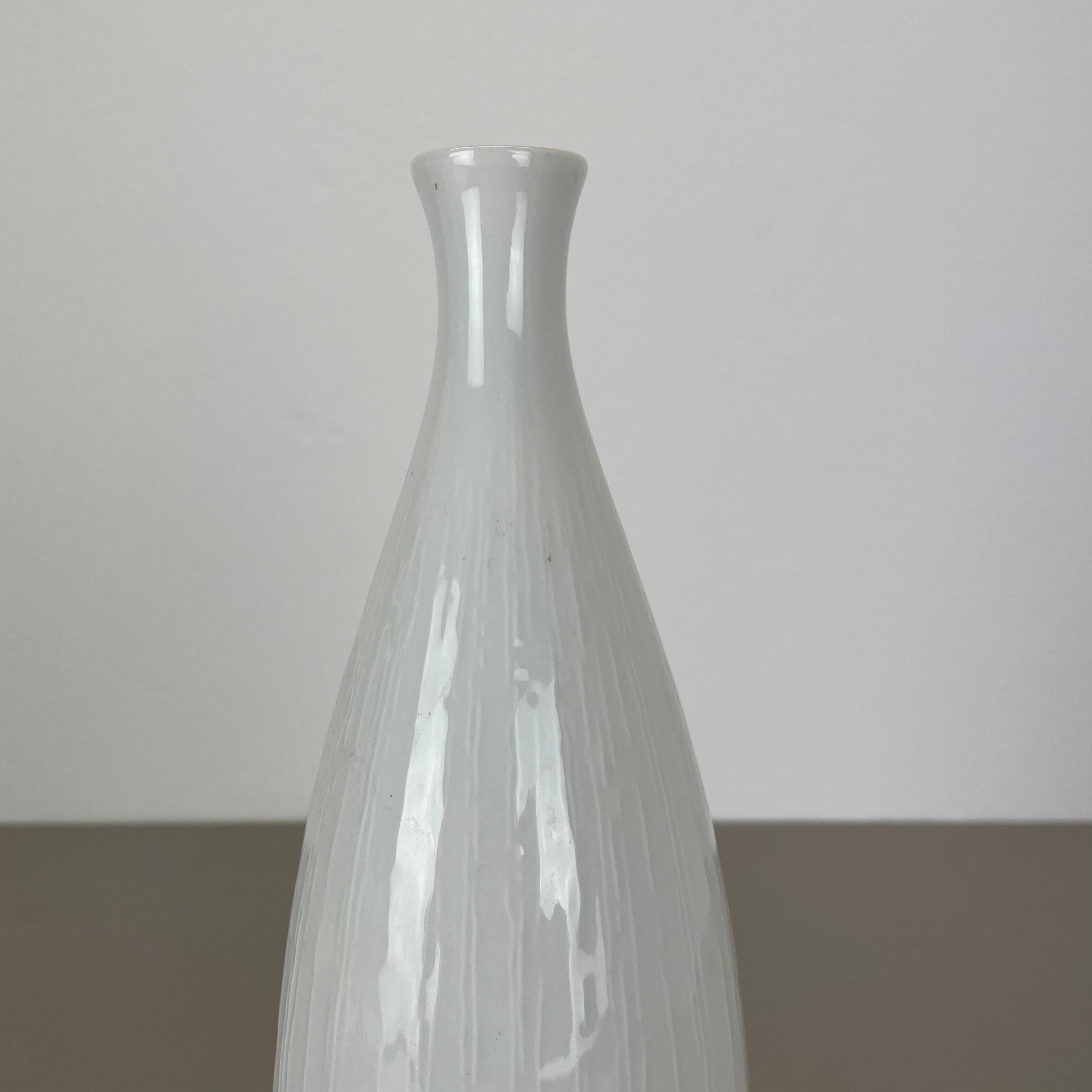 Porcelaine Grand vase Op Art de 37 cm Heinrich Fuchs pour Hutschenreuther, Allemagne, années 1970 en vente