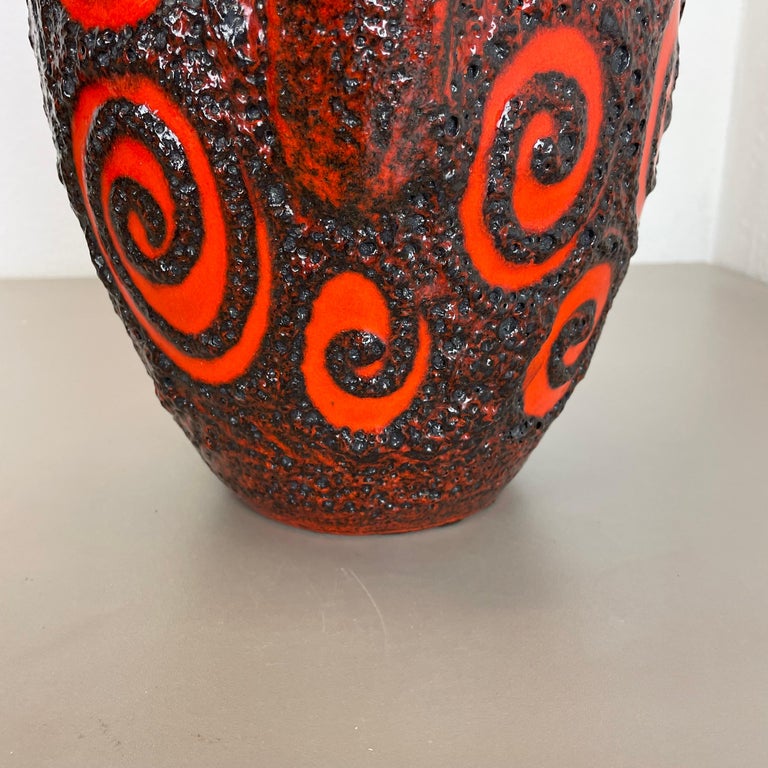 Large 38cm Pottery Fat Lava 