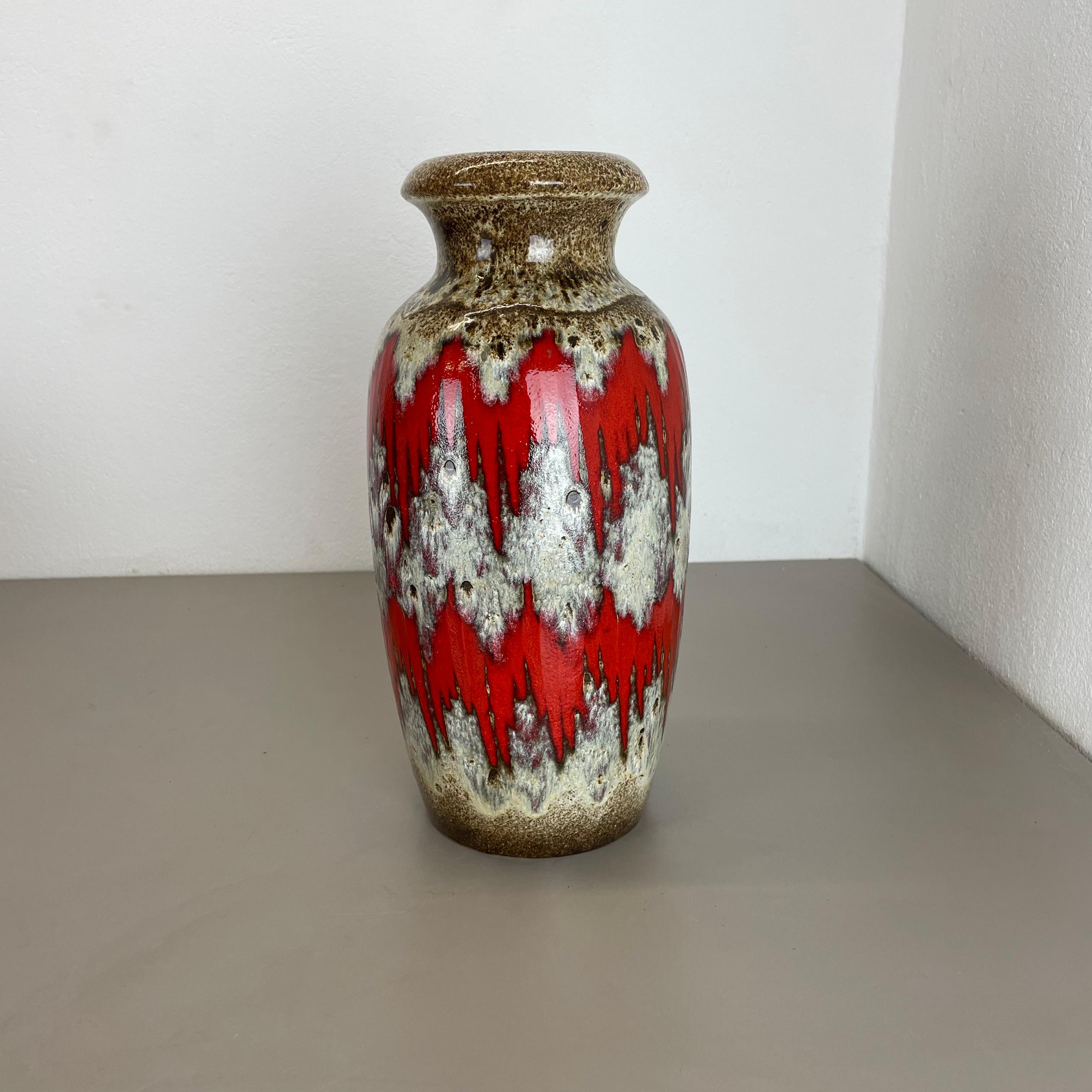 Mid-Century Modern Grand vase de 38 cm en poterie Zig Zag Lora Fat Lava par Scheurich, Allemagne, années 1970 en vente