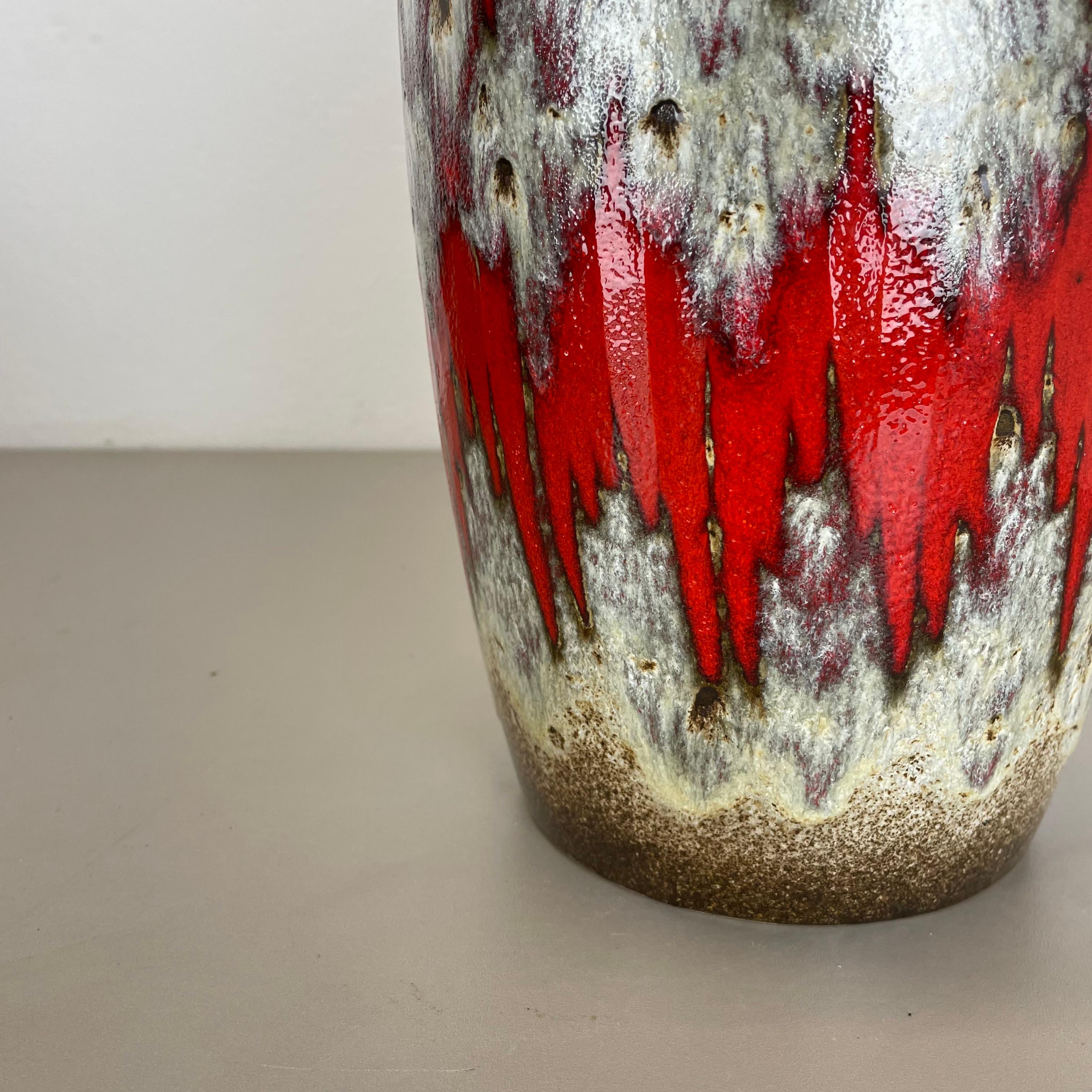 Céramique Grand vase de 38 cm en poterie Zig Zag Lora Fat Lava par Scheurich, Allemagne, années 1970 en vente
