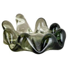 Grande posacenere a conchiglia "brutalista" in vetro da 3,8 kg, FRANCIA, anni '70 n. 2