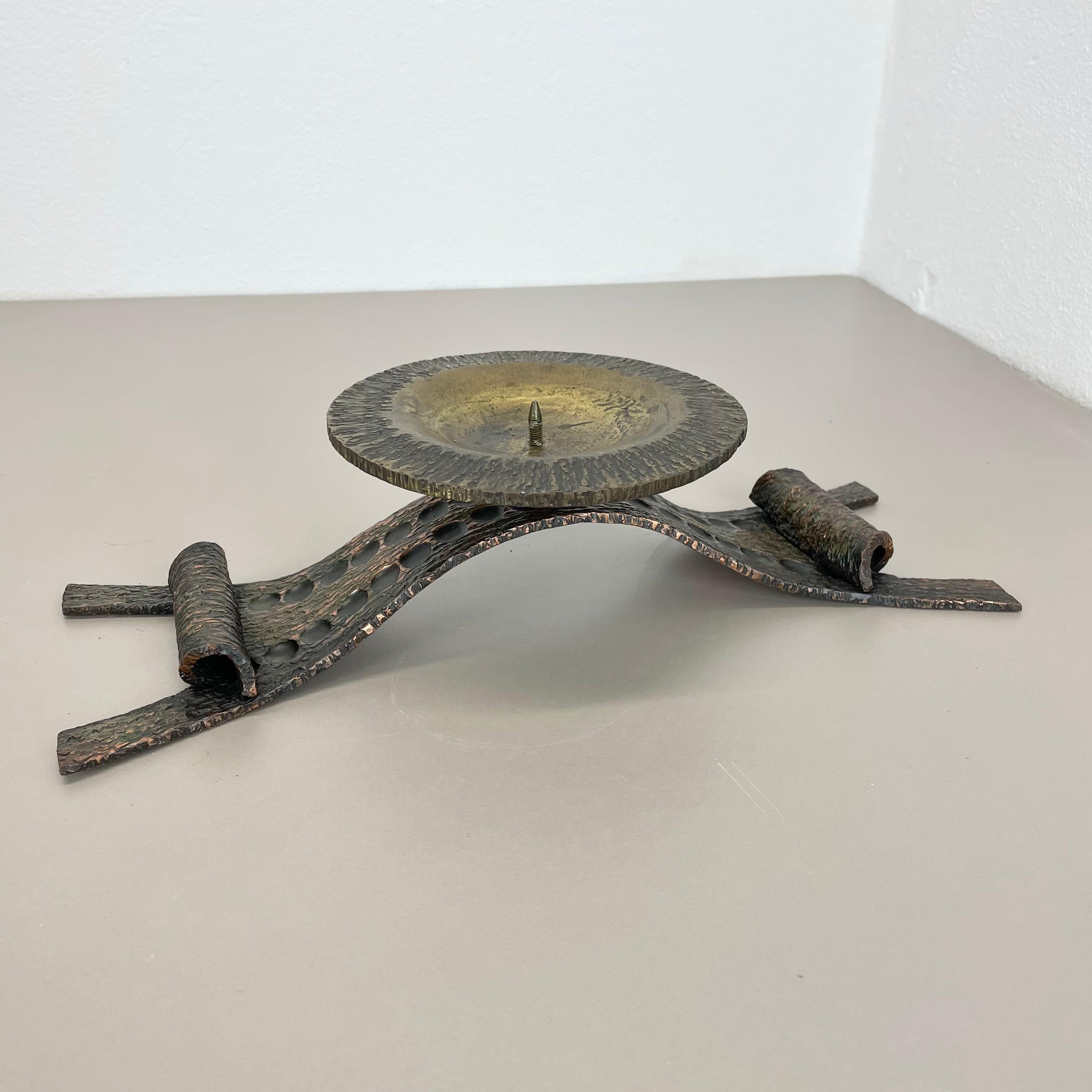 Scandinavian Modern large 39cm Sculptural Brutalist Brass and copper Candleholder, France, 1960s For Sale